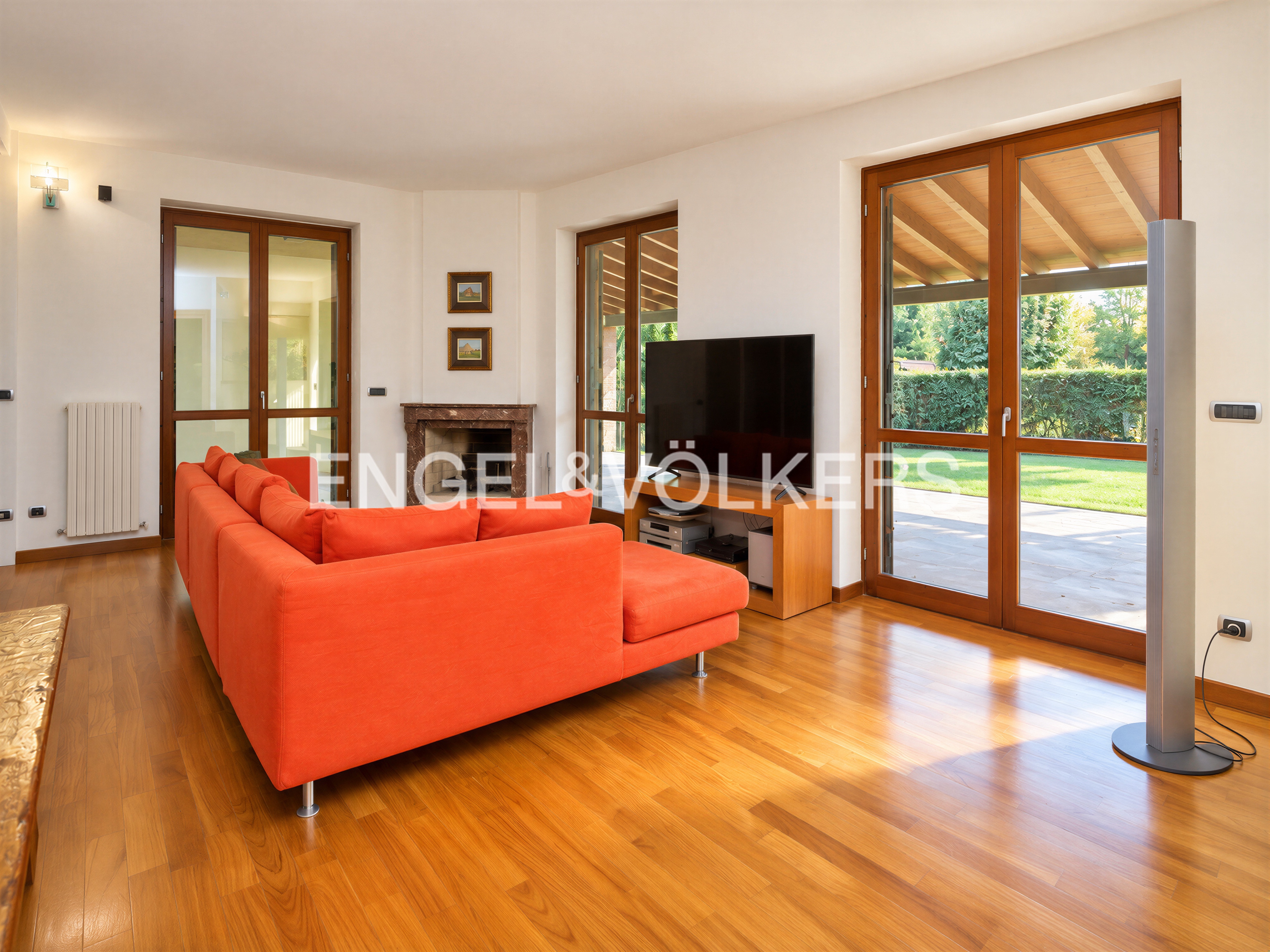 Elegant home in a prestigious setting in San Donato