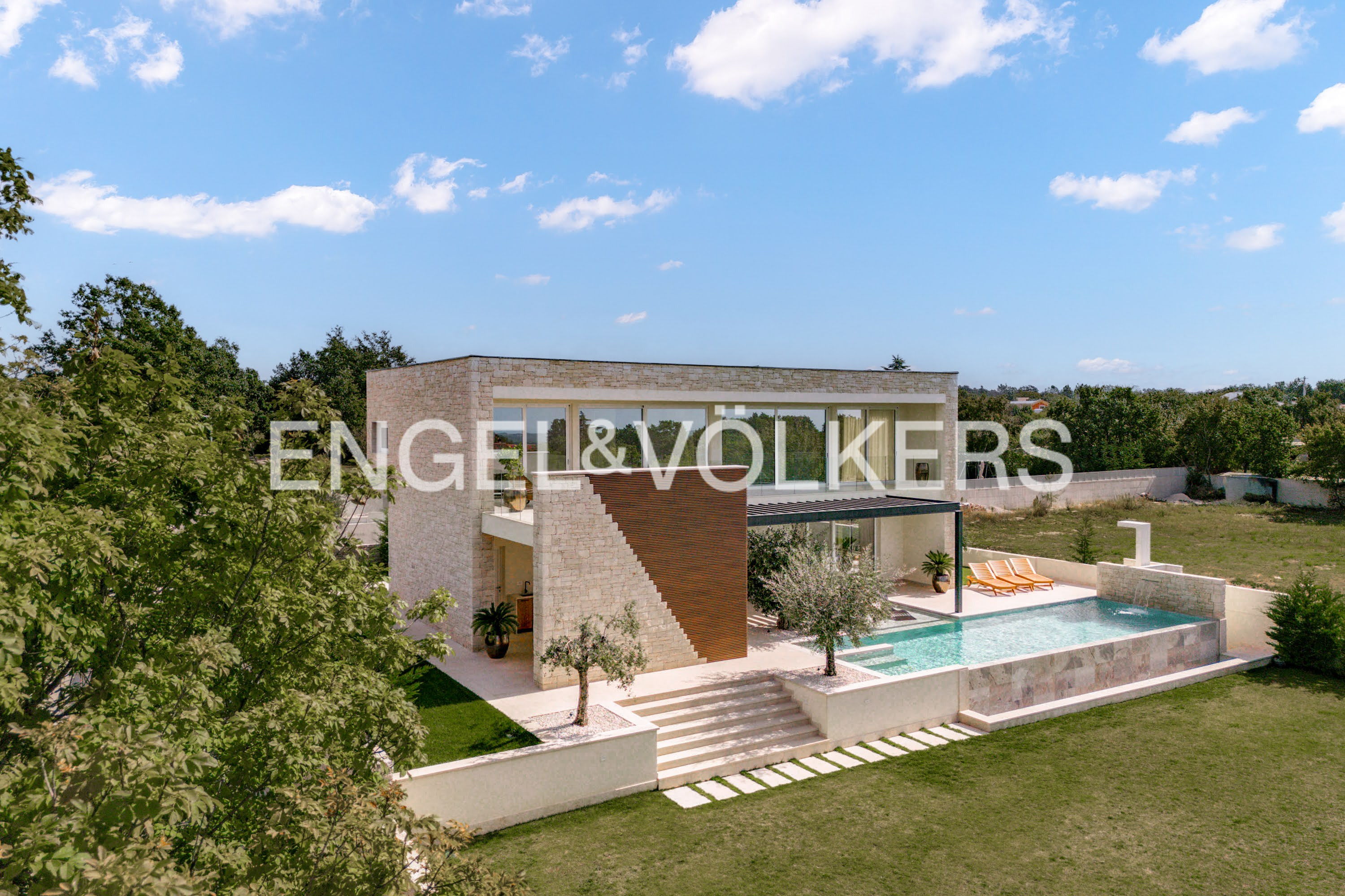 An oasis of elegance and luxury with sea view close to Rovinj