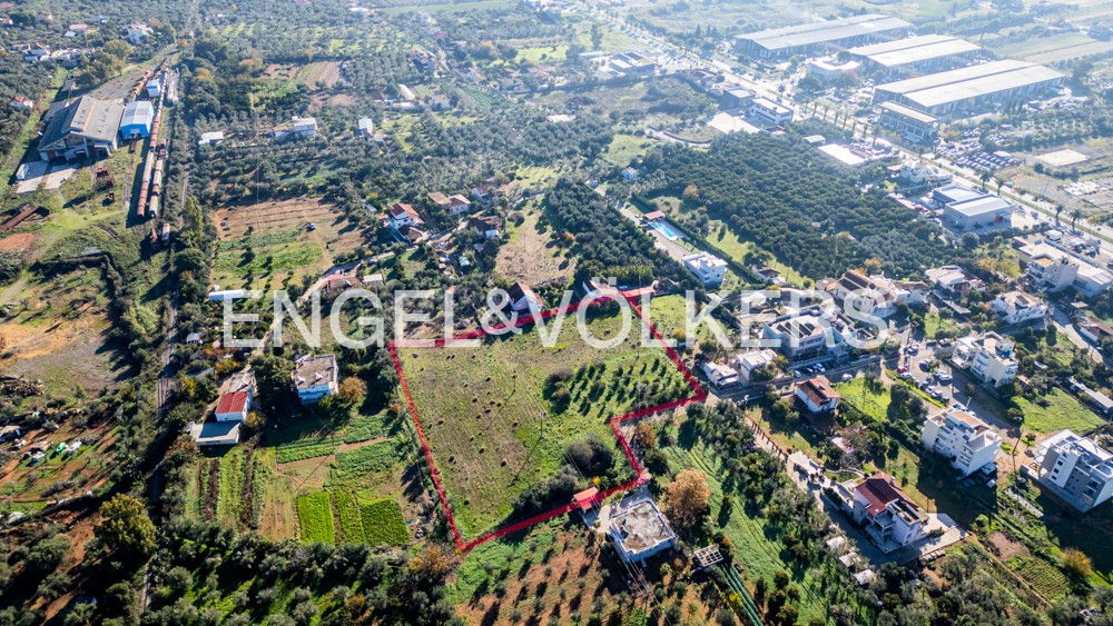 Investment plot in Kalamata