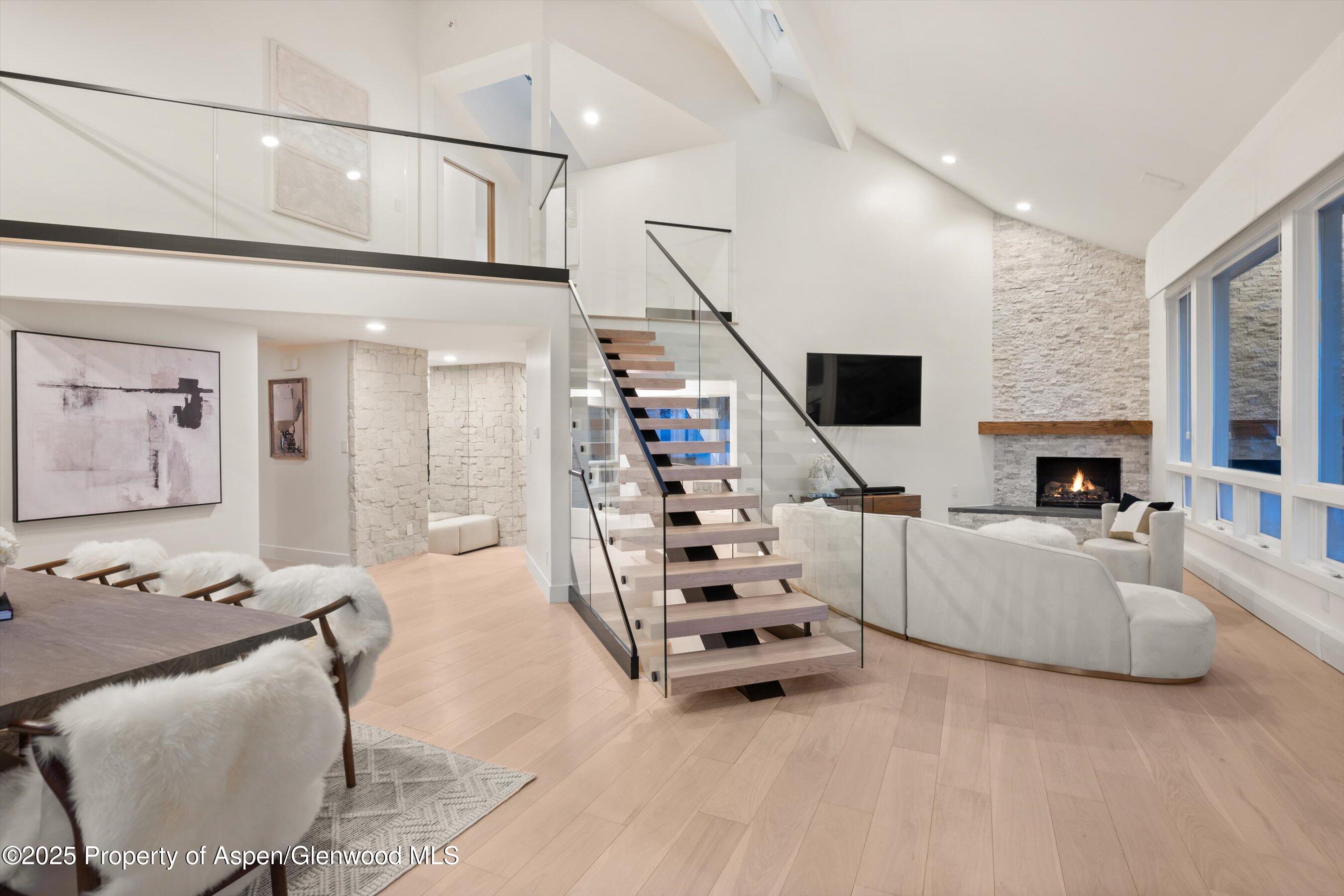 Designer Living with Unmatched Mountain Views
