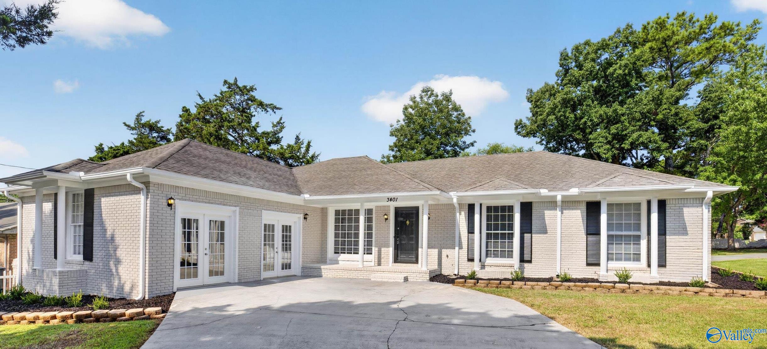 Move-In Ready Brick Home with Detached Garage
