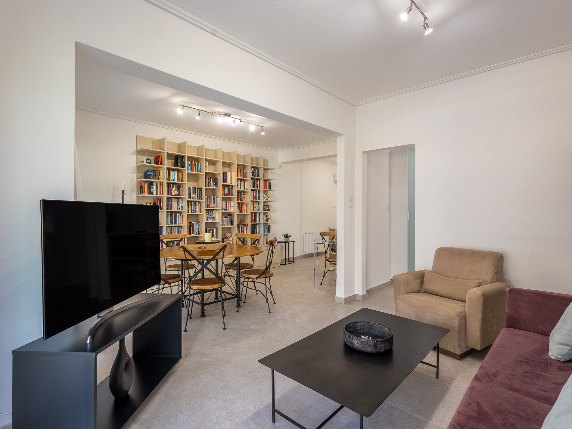 Stunning fully renovated 76 sq.m. apartment with sea view