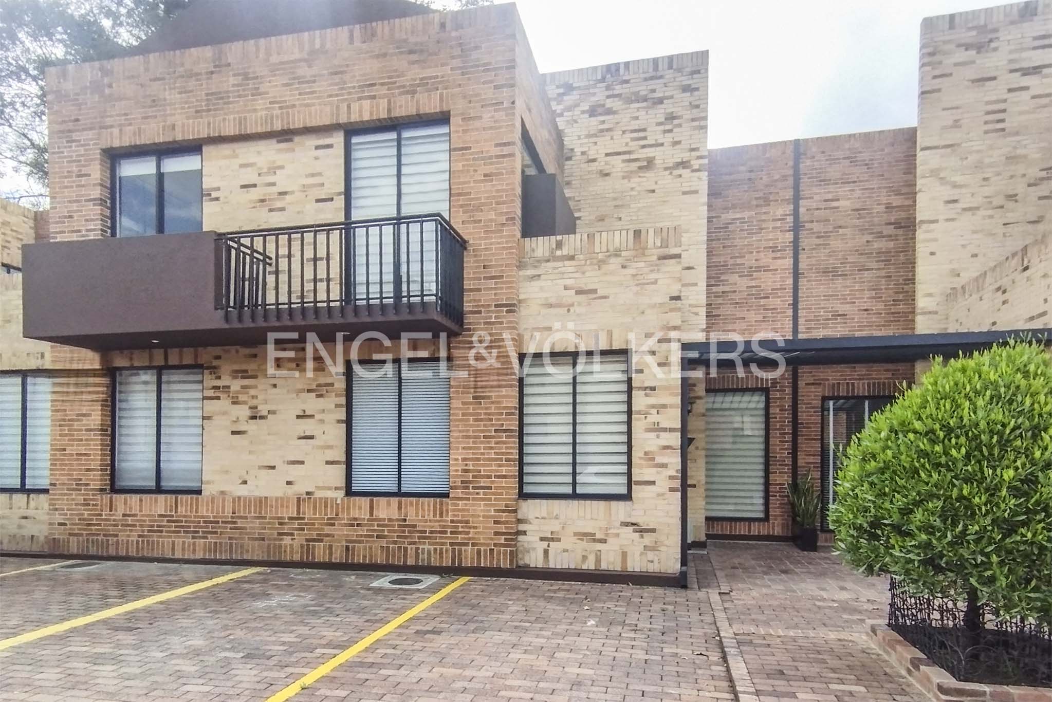Casa en conjunto con clubhouse en Chía