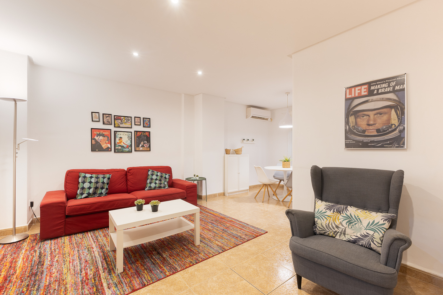 Furnished flat near Plaza de España