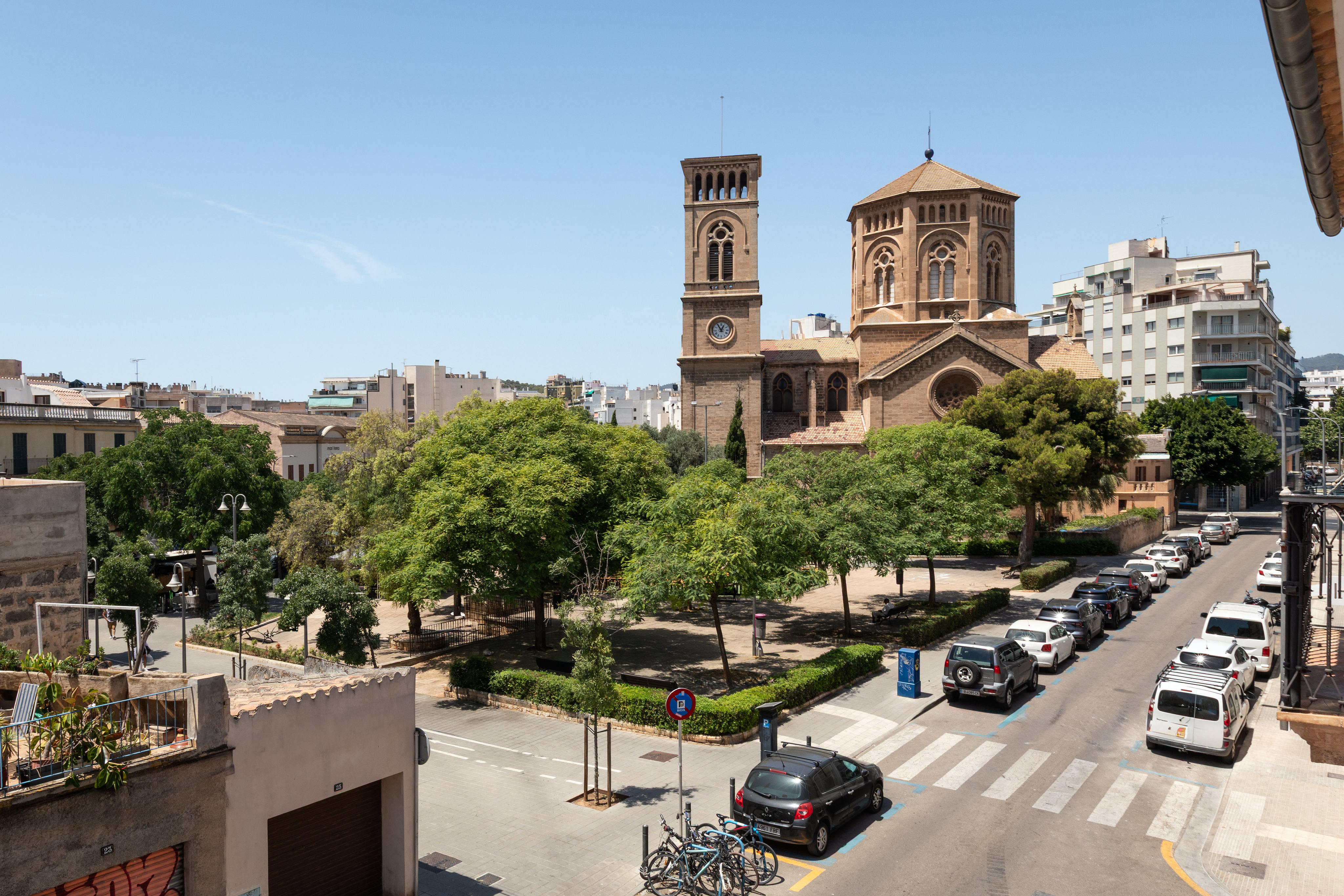 Encantador apartamento con potencial en  Santa Catalina