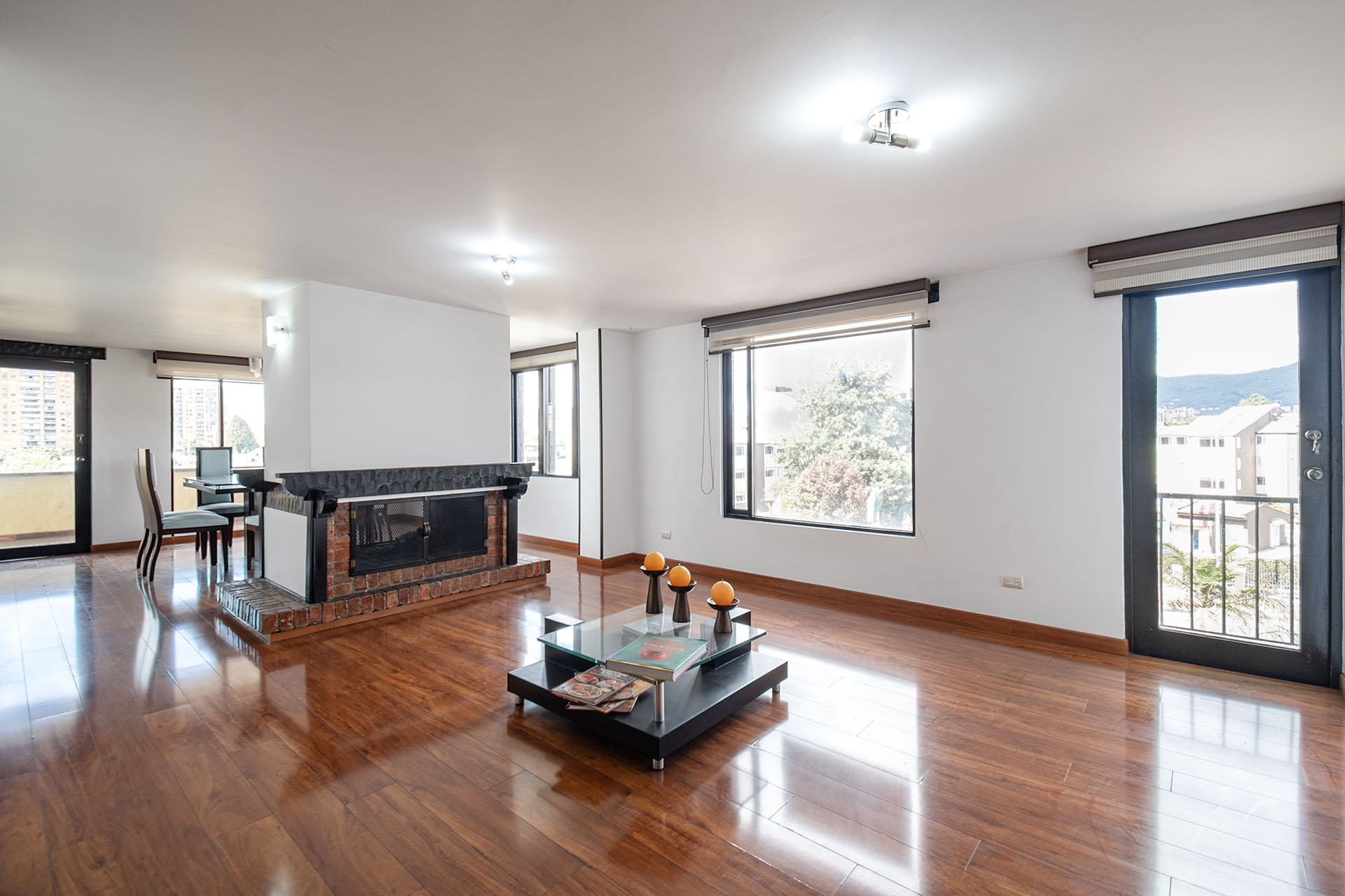 Apartamento con balcón para venta en Sotileza