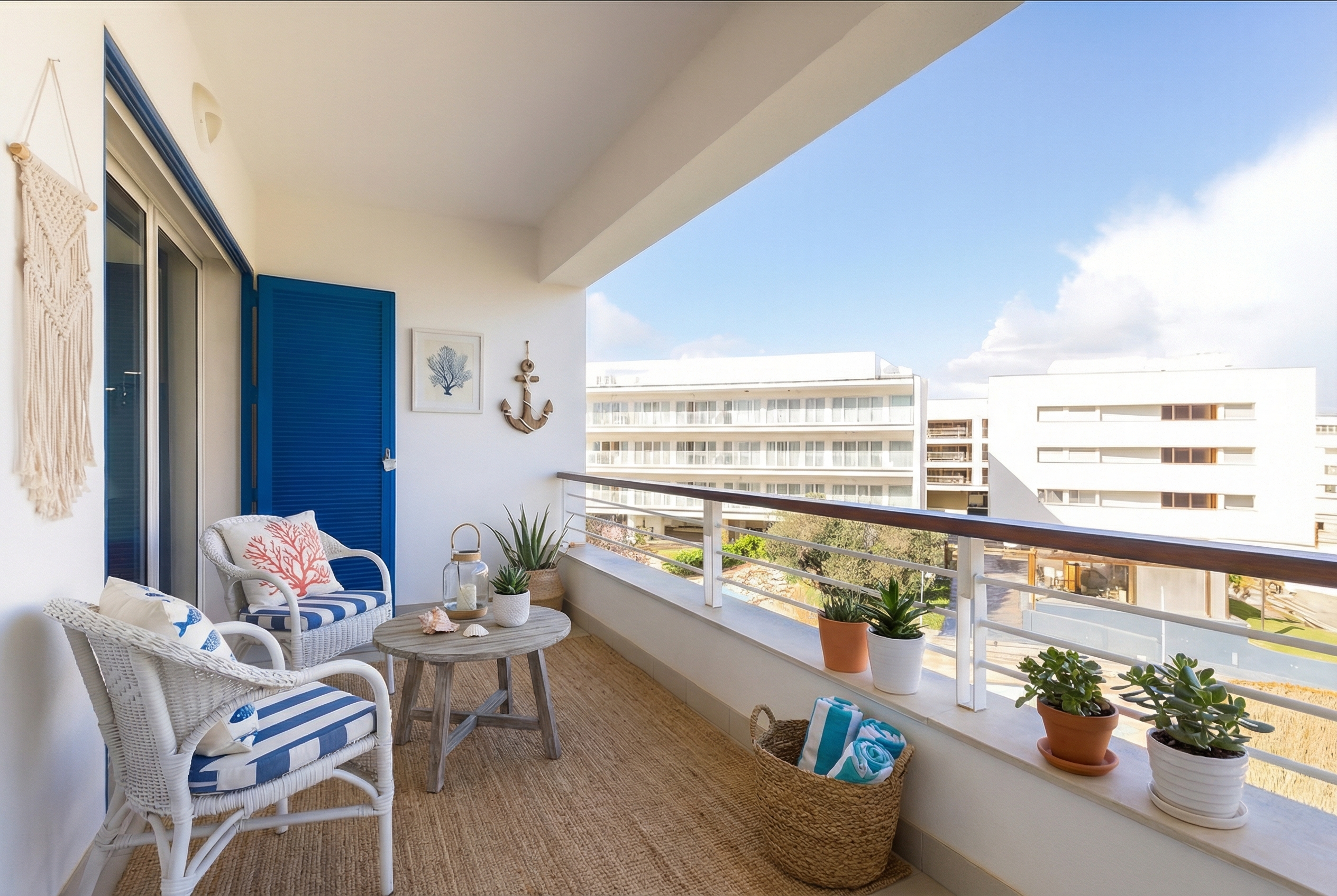 Elegant 2 Bedroom Apartment in Prestigious Marina de Lagos