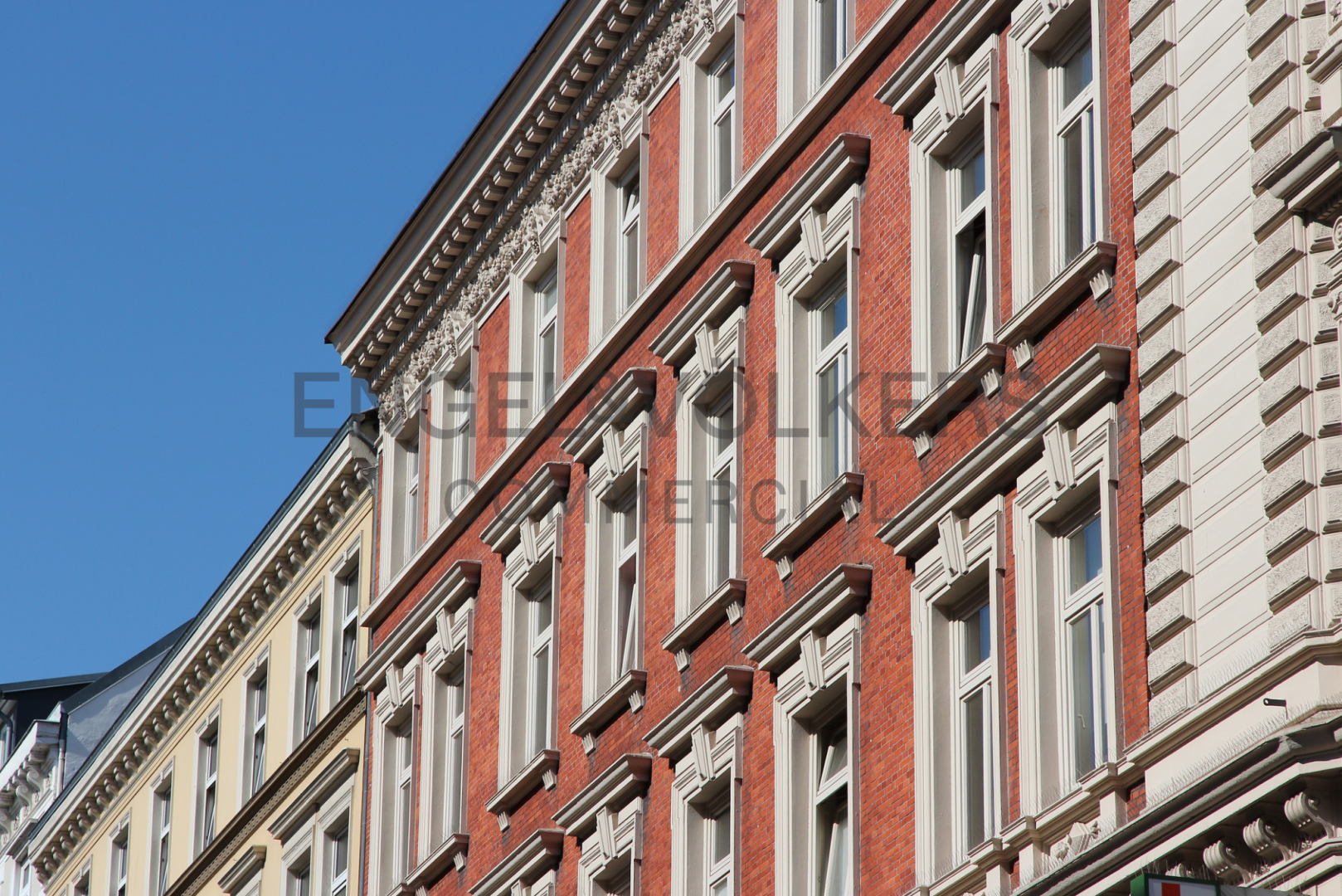 Wohn- und Geschäftshaus in Hamburg-Harburg