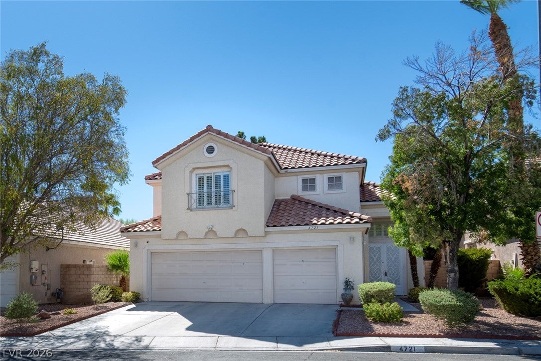 Cul-de-Sac Luxury Across from Spanish Trails
