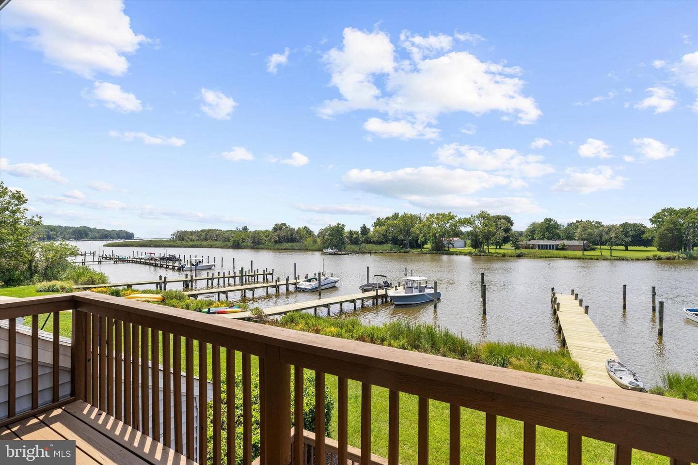 Waterfront Living with Assigned Boat Slip