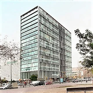 Edificio exclusivo de oficinas en Rosselló i Porcel