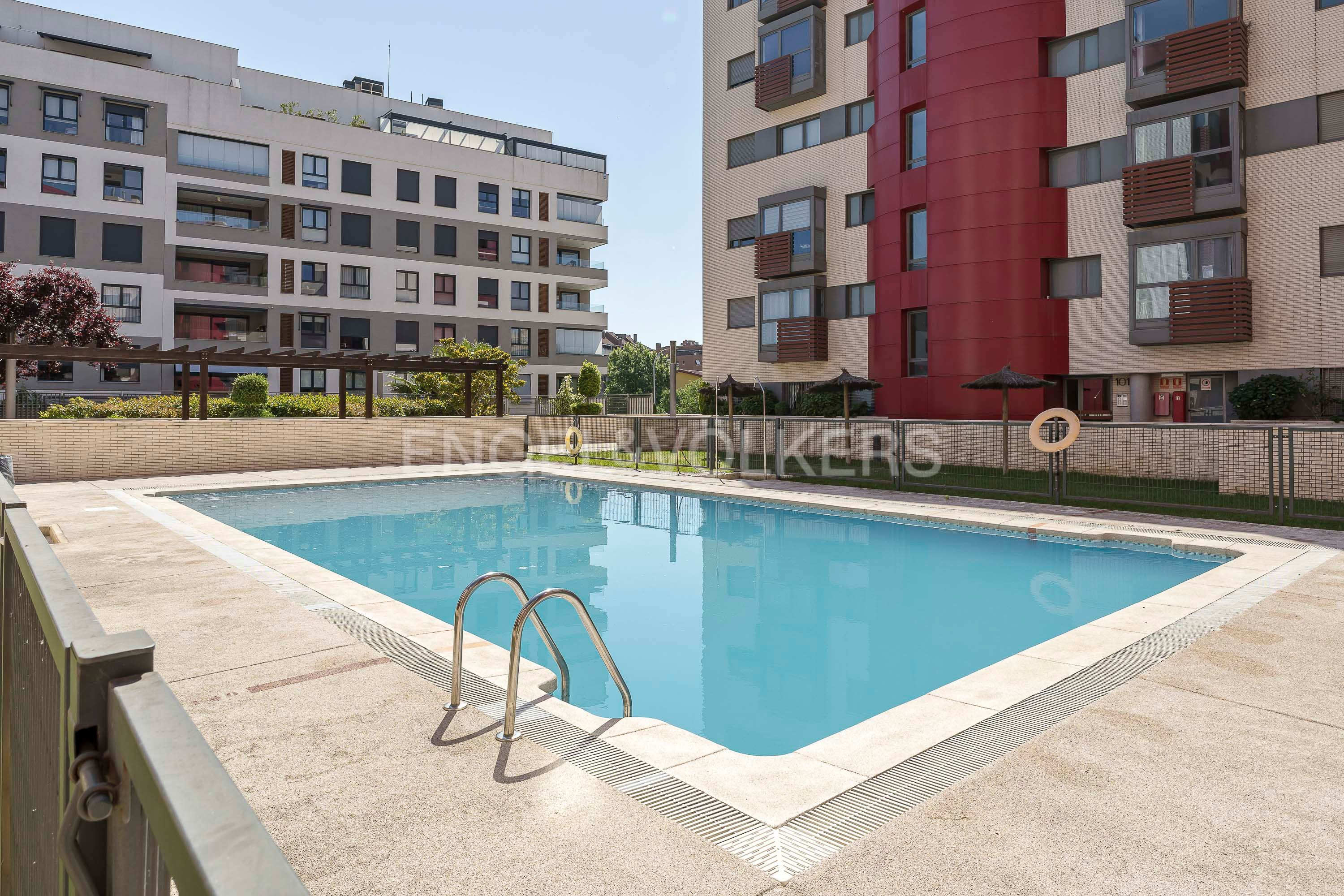 Bright 3-bedroom apartment in Sanchinarro