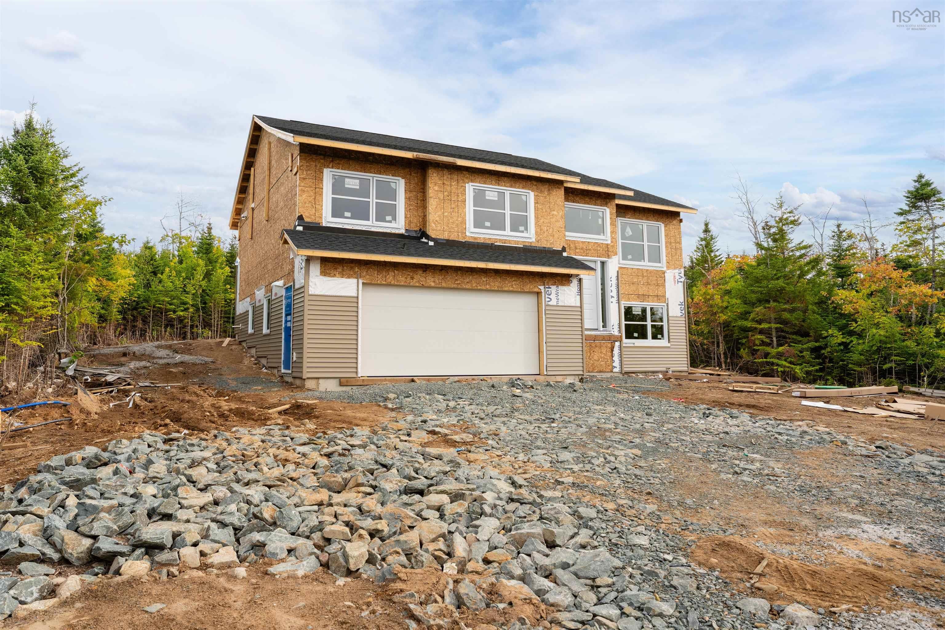 Minutes from the Ocean, 25 Minutes from Halifax?