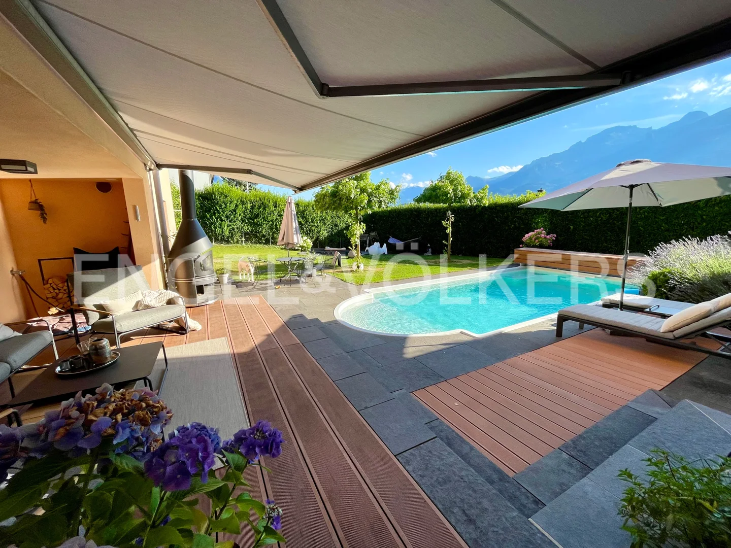 VERKAUFT! Premium-Einfamilienhaus mit Pool in Vaduz
