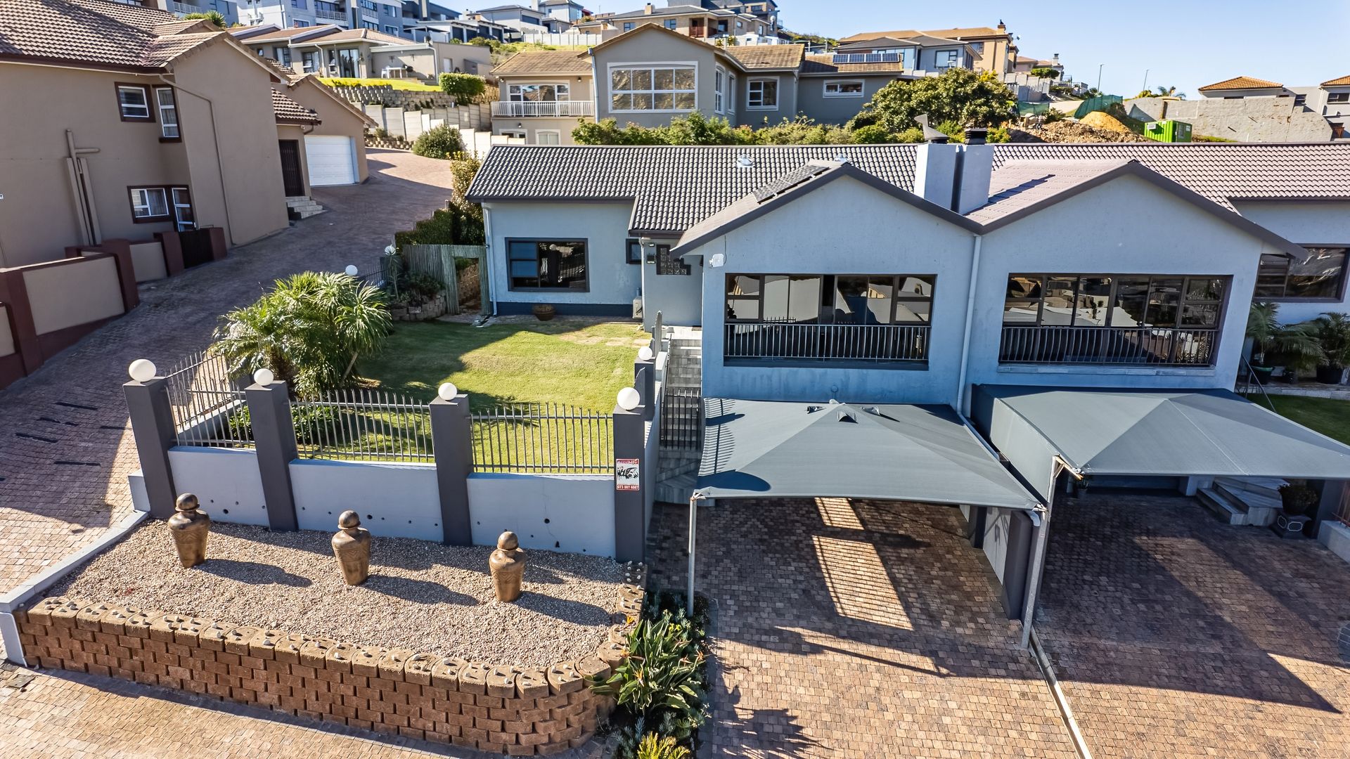 Stunning Modern Four Bedroom Town House for Sale