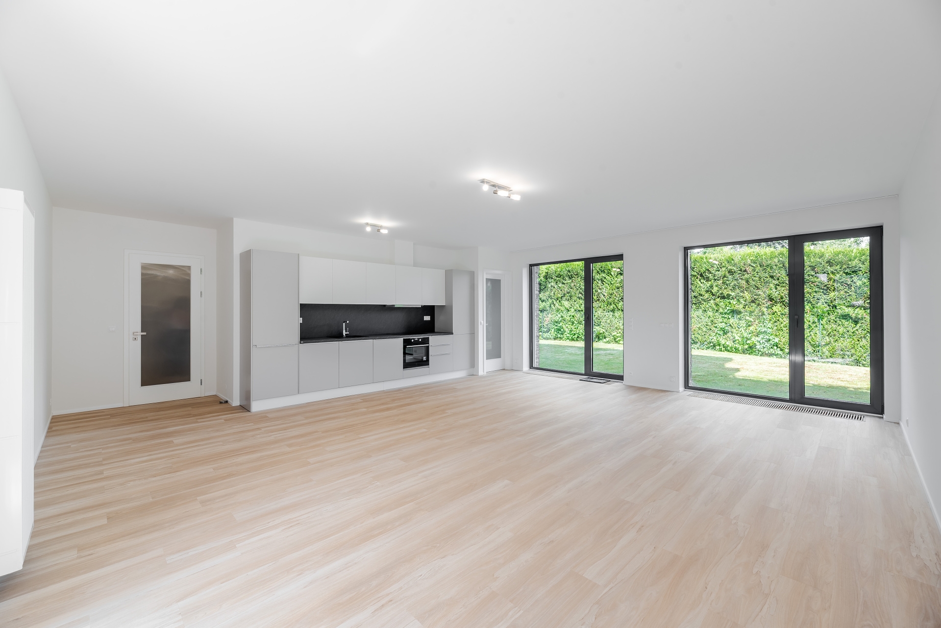 Rent an apartment 5+kt with a garden