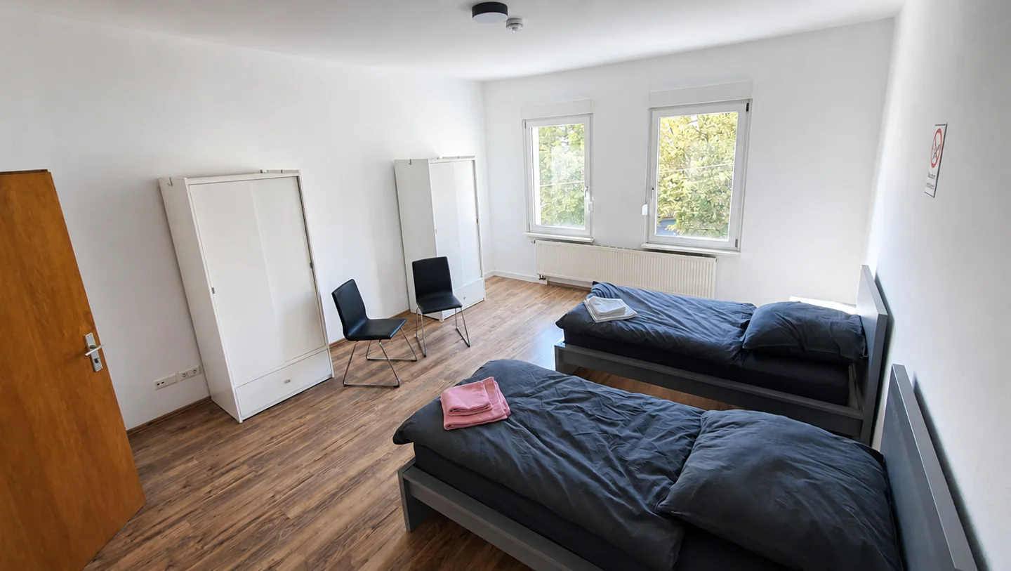 Bezugsfertige 4-Zimmer-WG für bis zu 8 Personen – ideal für Unternehmen - Photo 4