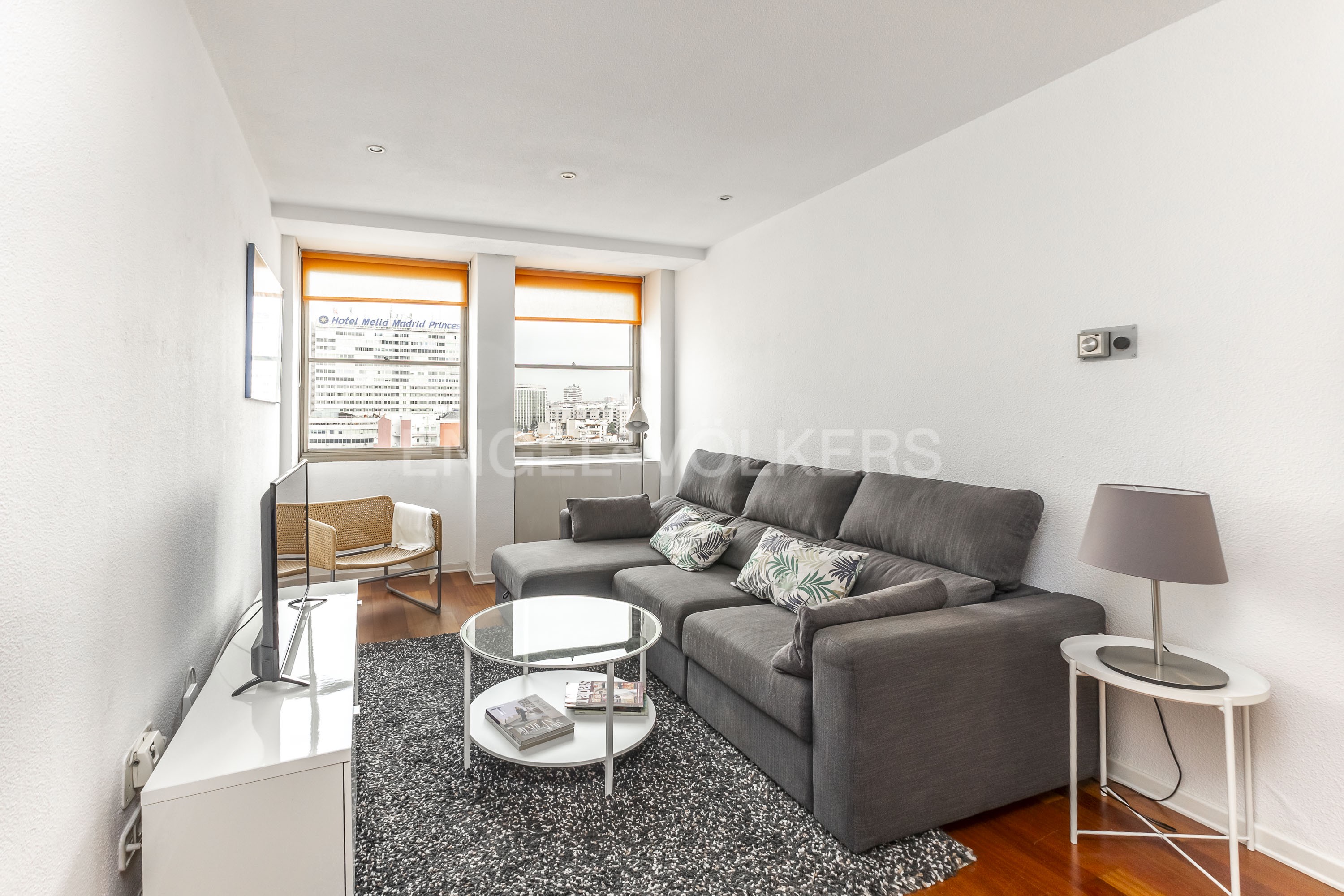 Renovated exterior with one bedroom in Plaza España for rent