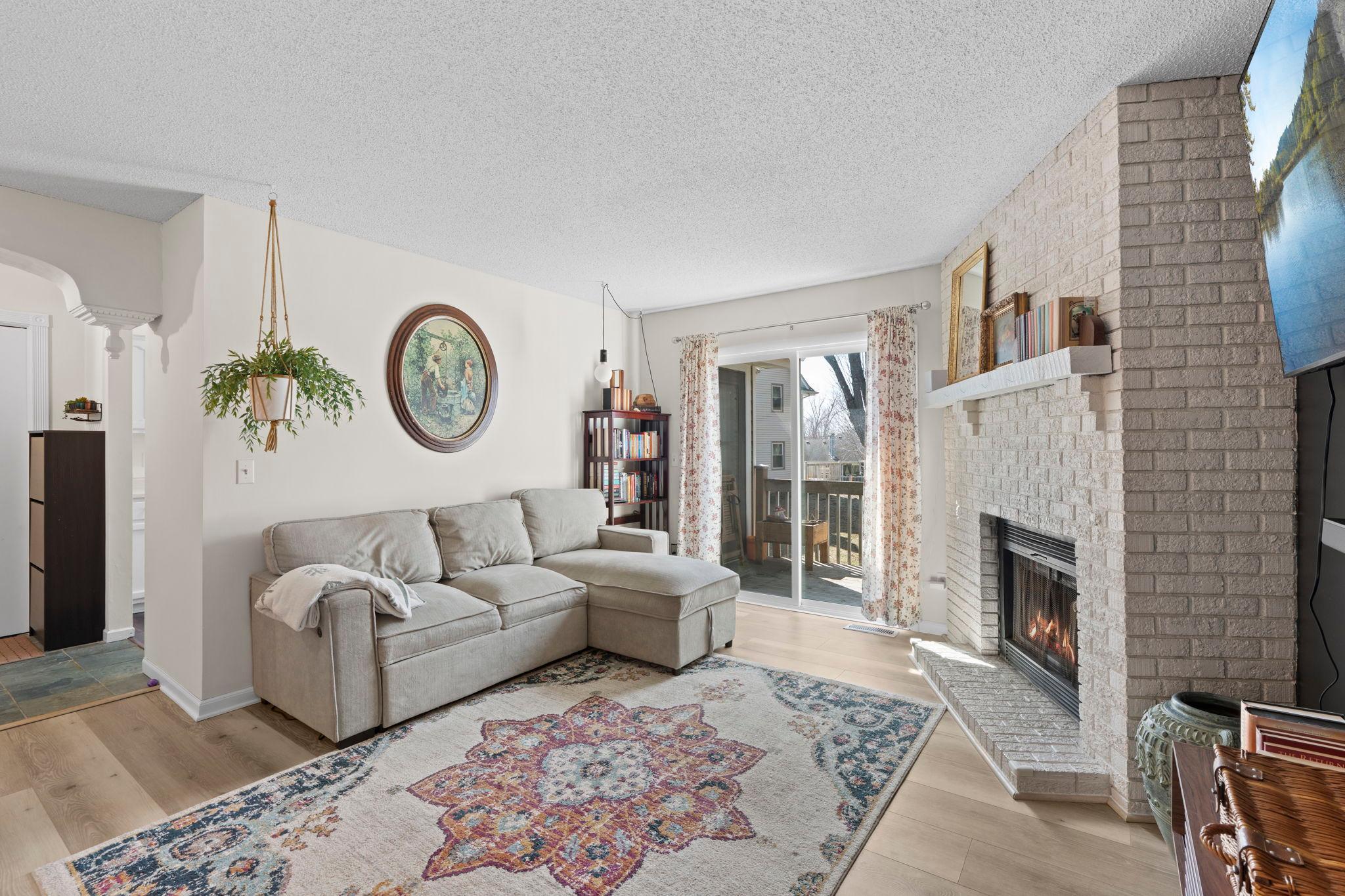 Newly Renovated One-Level Condo Near Premium Outlets