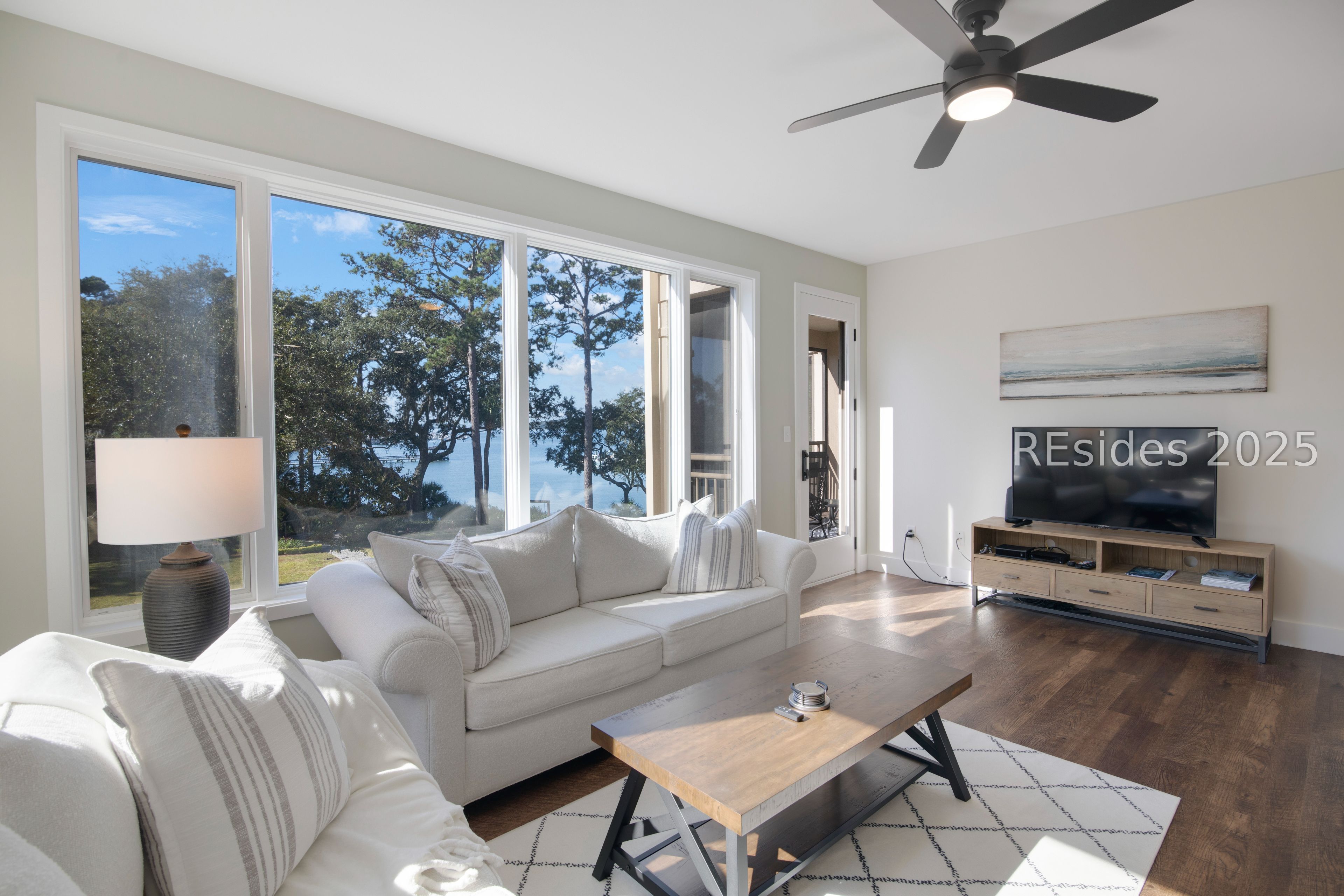 Coastal Luxury with Panoramic  Views of Skull Creek