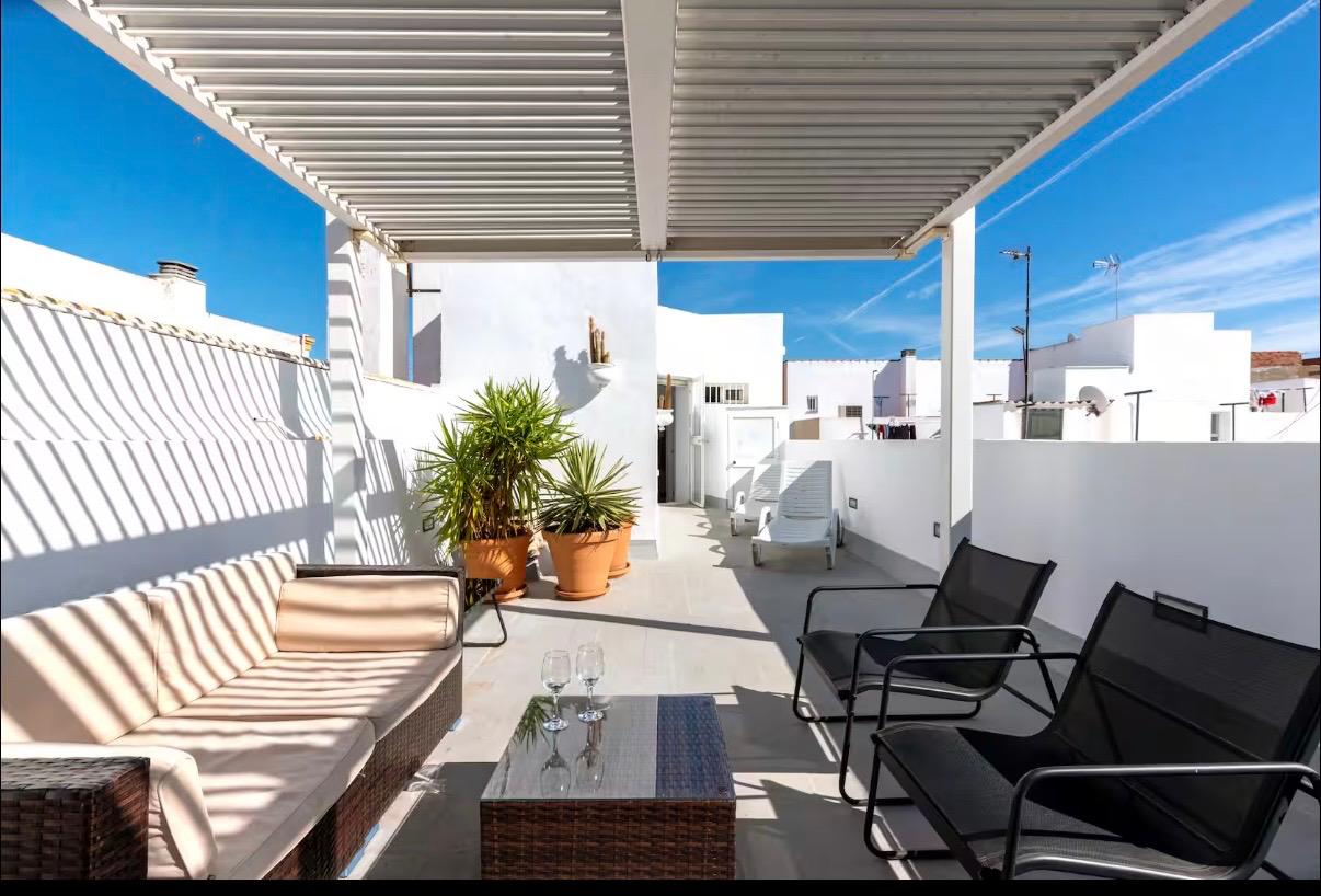 Descobriu aquest àtic dúplex amb terrassa de 35 m2