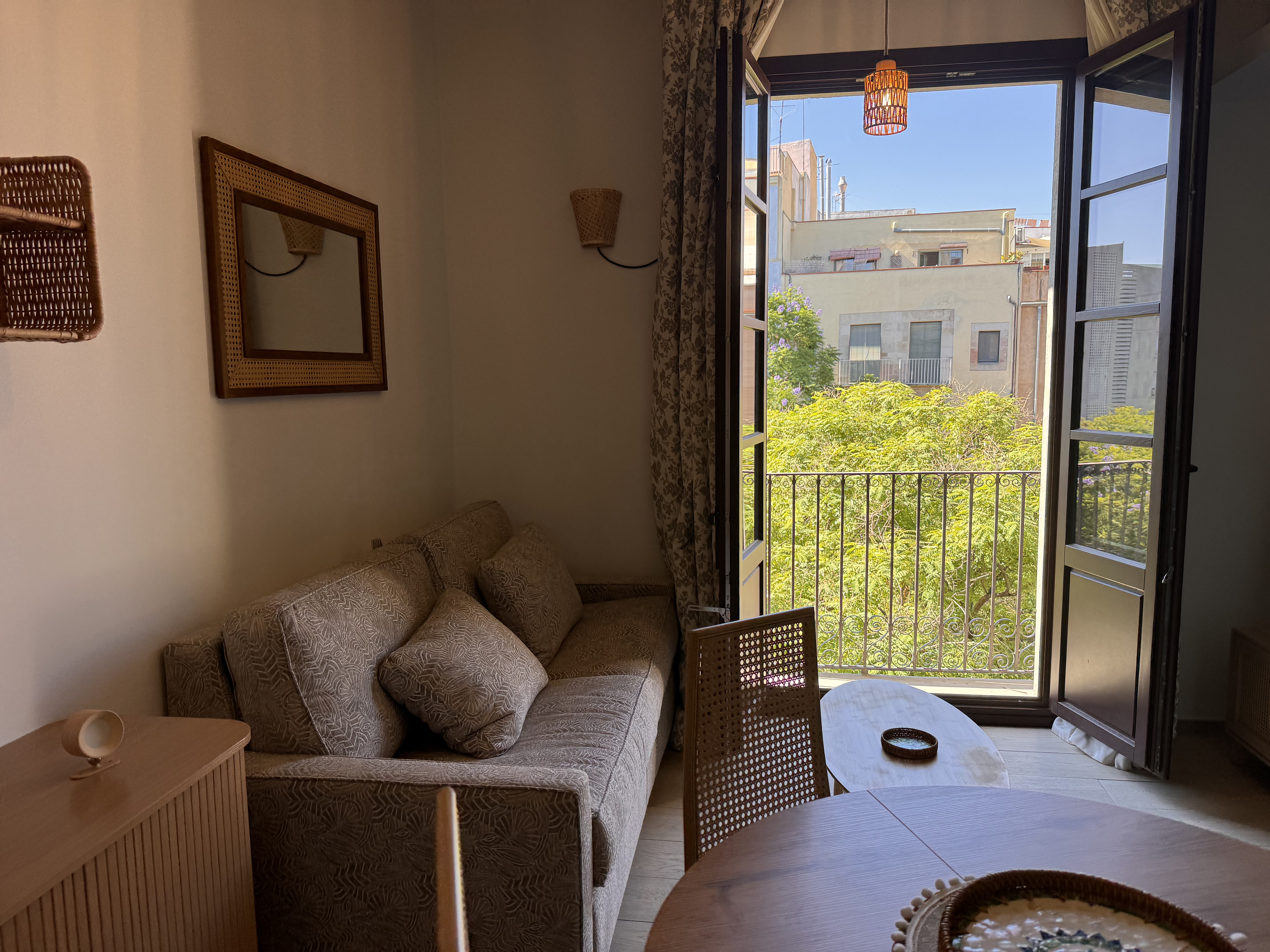 Brand-New 5-Star Exclusivity and Comfort in El Born