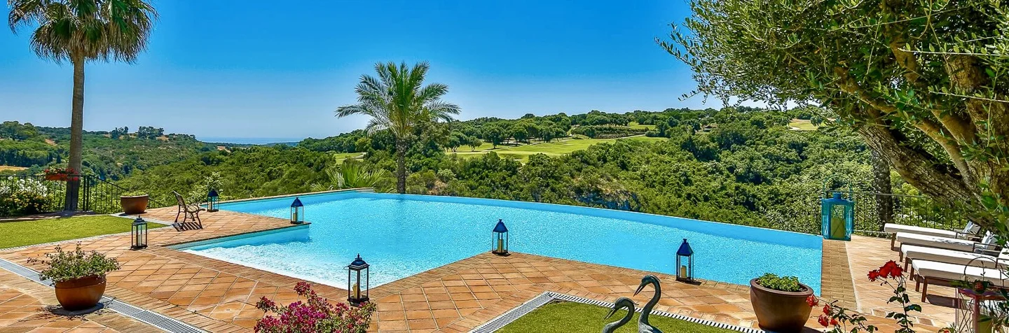 Splendid Villa With Golf and Sea Views