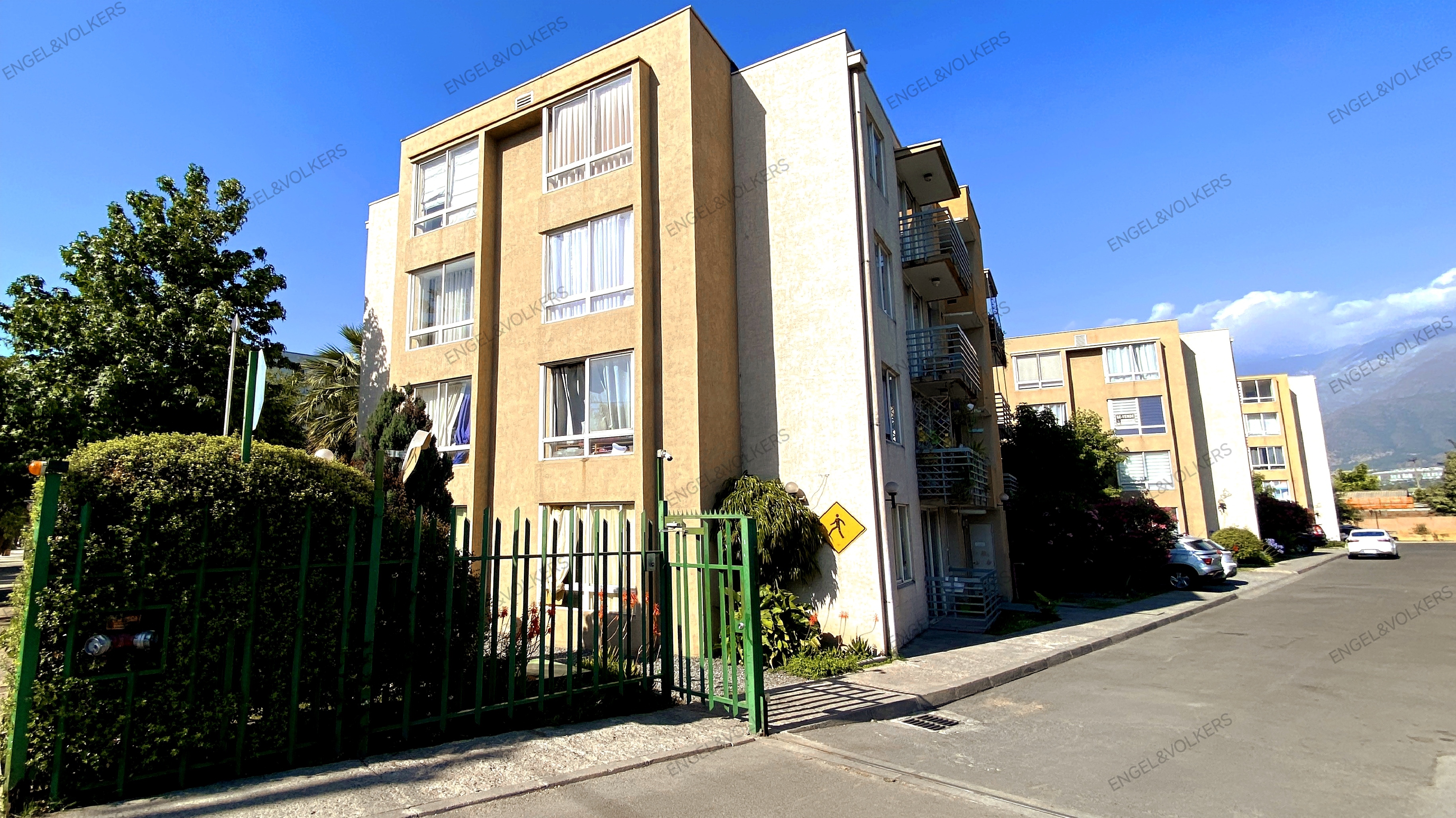 2D + 1B + Est.  / García Hurtado Mendoza / Vicente Valdés