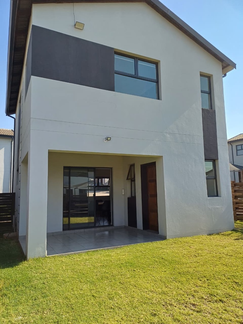 2 Bedrooms Duplex house in Tirong Views