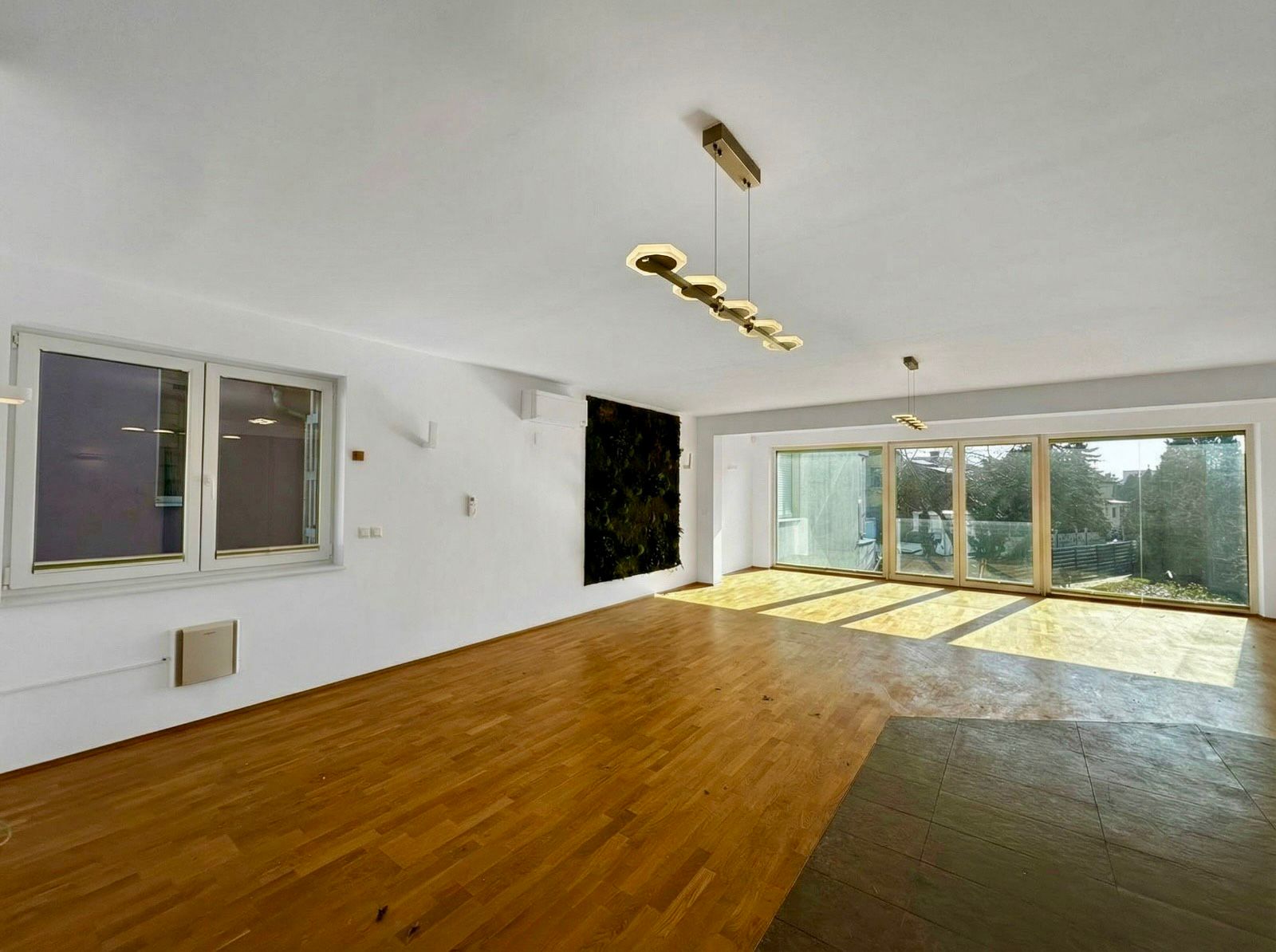 Spacious 3-room apartment near Vienna – 88 m², ideal for owner-occupiers or investors!