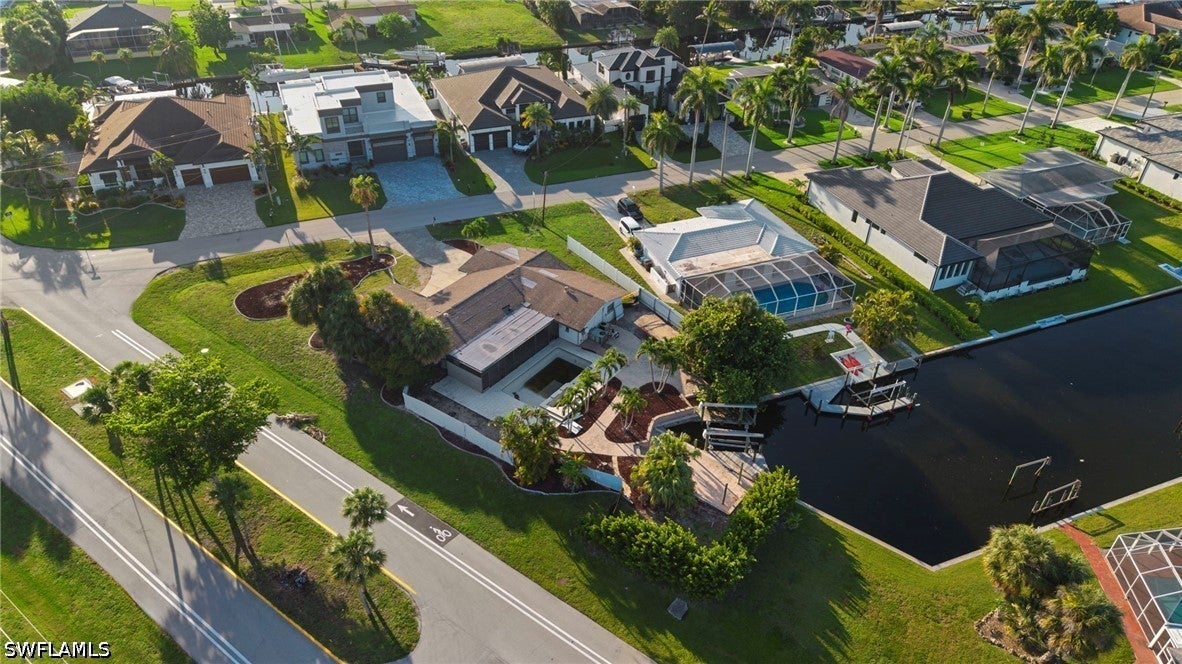Beautiful Gulf Access Pool Home