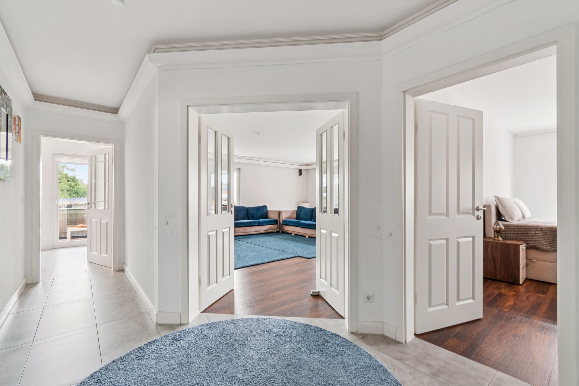 Viel Platz in Lurup: 110 m² mit weitläufigem Wohnbereich und Stellplatz