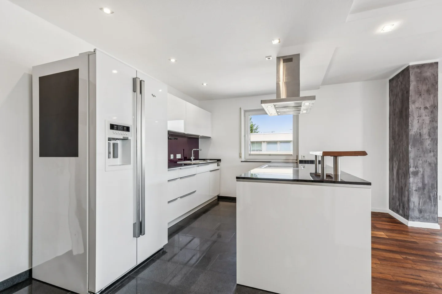 Exklusive 3-Zimmer-Wohnung mit 74 m² Dachterrasse, Sauna & Jacuzzi - Foto 5