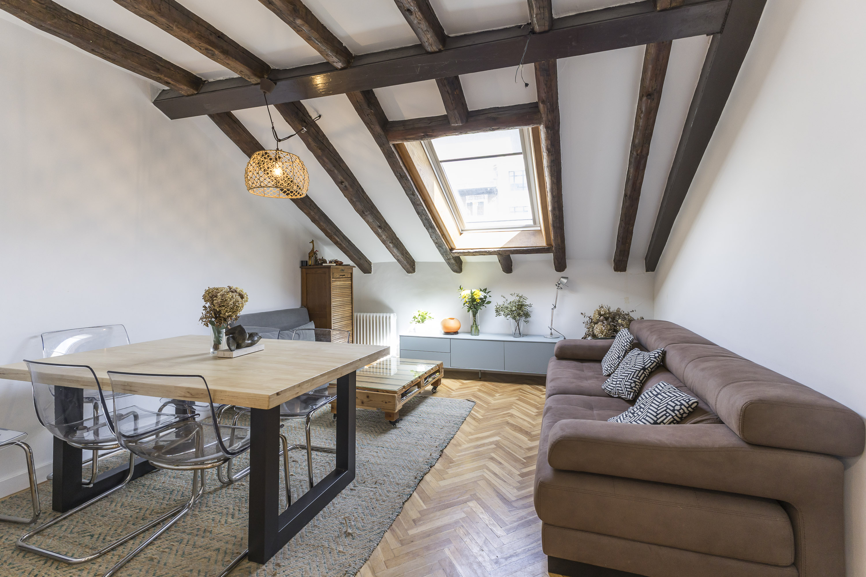 Refurbished 3-bedroom flat in Trafalgar