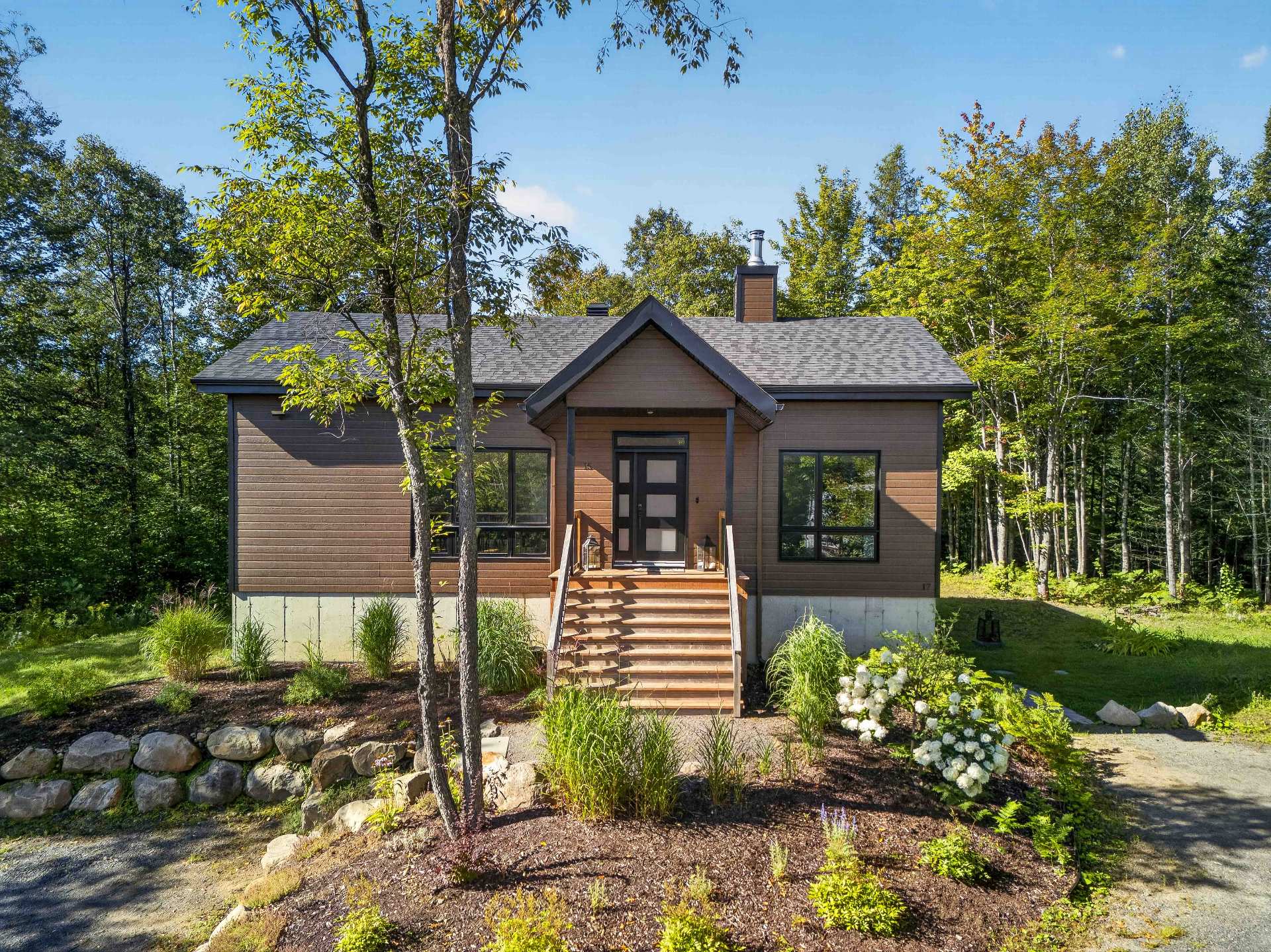 DUPLEX - Excellent INCOME with access to Lac Équerre.