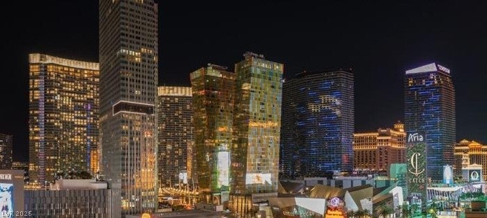 High-Rise Sophistication In The Heart of Las Vegas