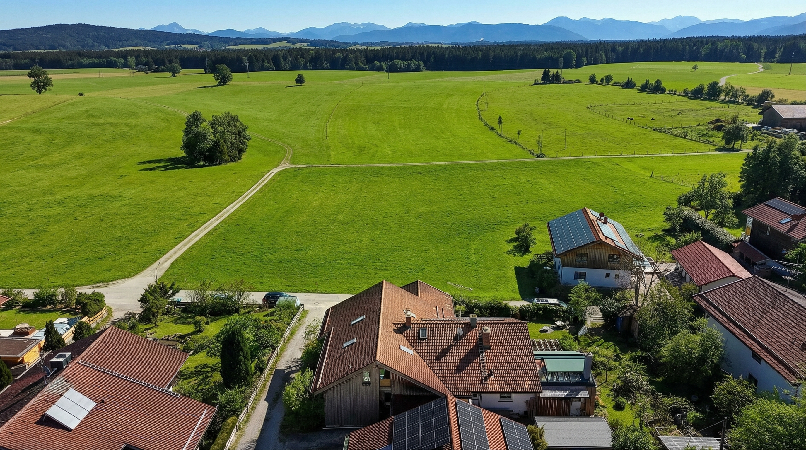 Bergblick statt Großstadtlärm – attraktive 2-Zimmer-Wohnung mit perfekter Balance aus Natur und München-Nähe!