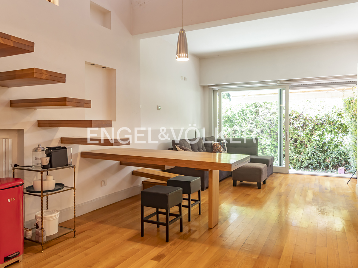 One-bedroom apartment with terrace in an exclusive green setting