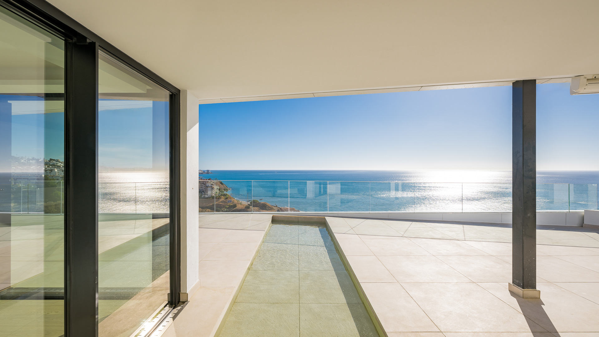 Appartement avec vue sur la mer depuis une terrasse unique