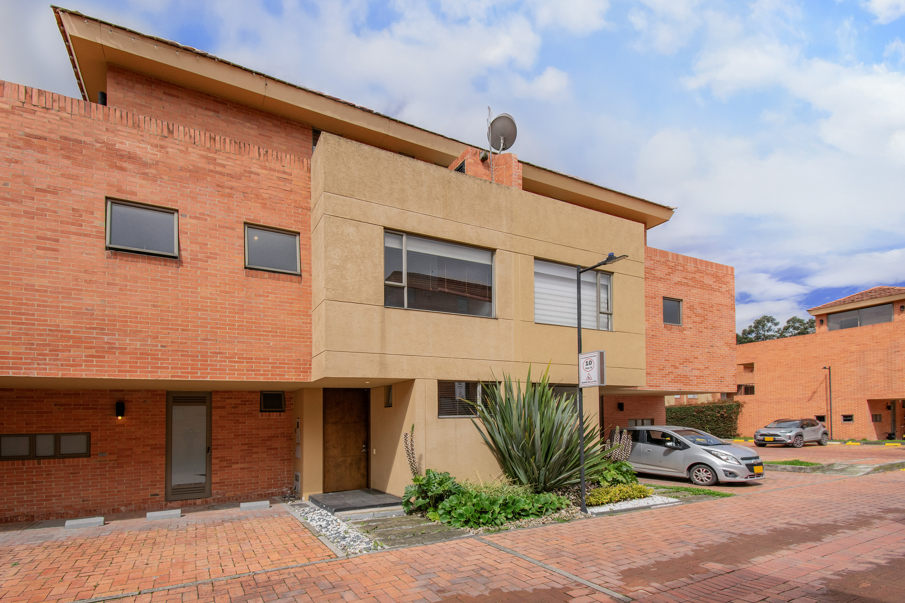 Casa campestre para arriendo en Arrayanes, Bogotá