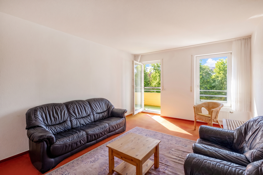 Urbanes Familienidyll mit Garten-Oase – 3-Zimmer mit Loggia