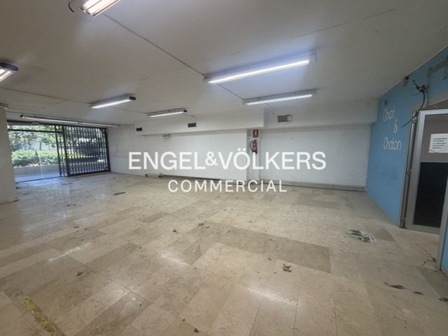 Espectacular local en el corazón de Esplugues de Llobregat