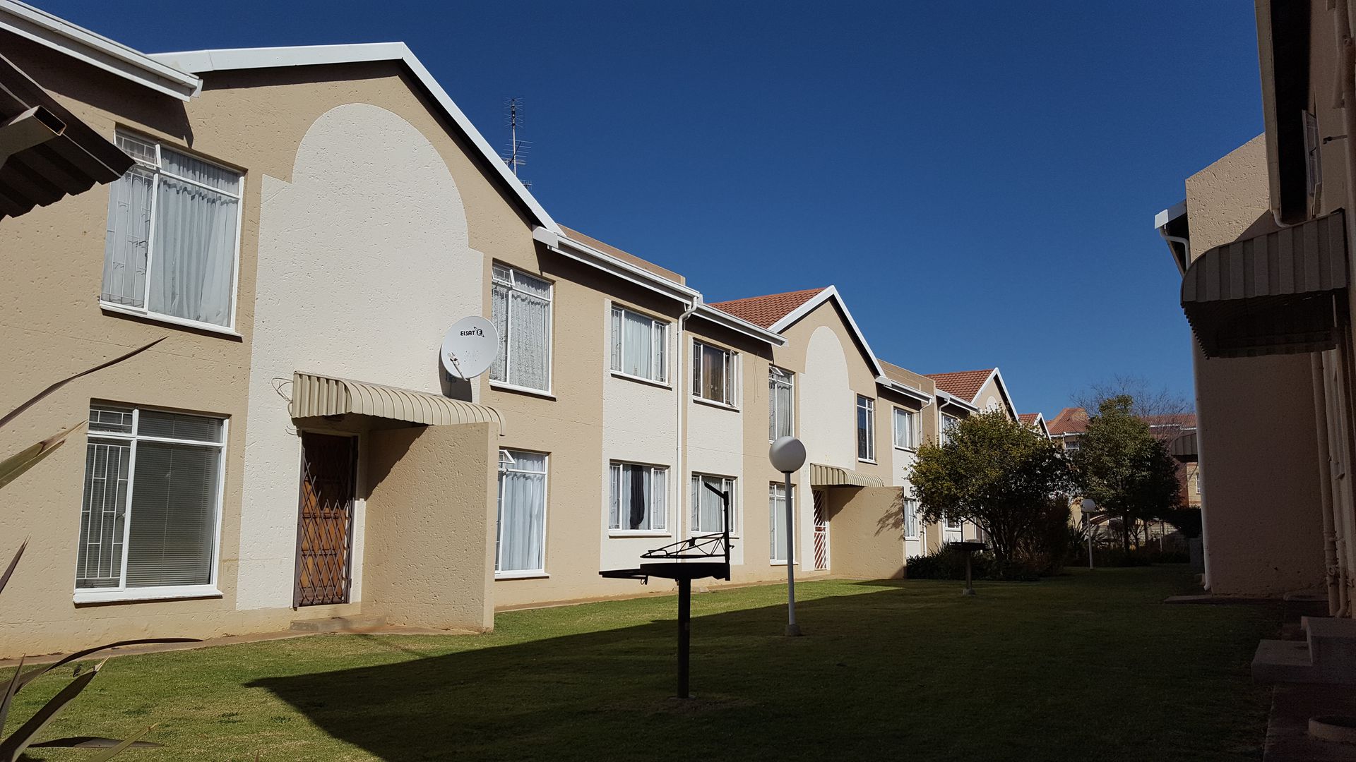 Two bedroom apartment near Hospital, Army and  NWU