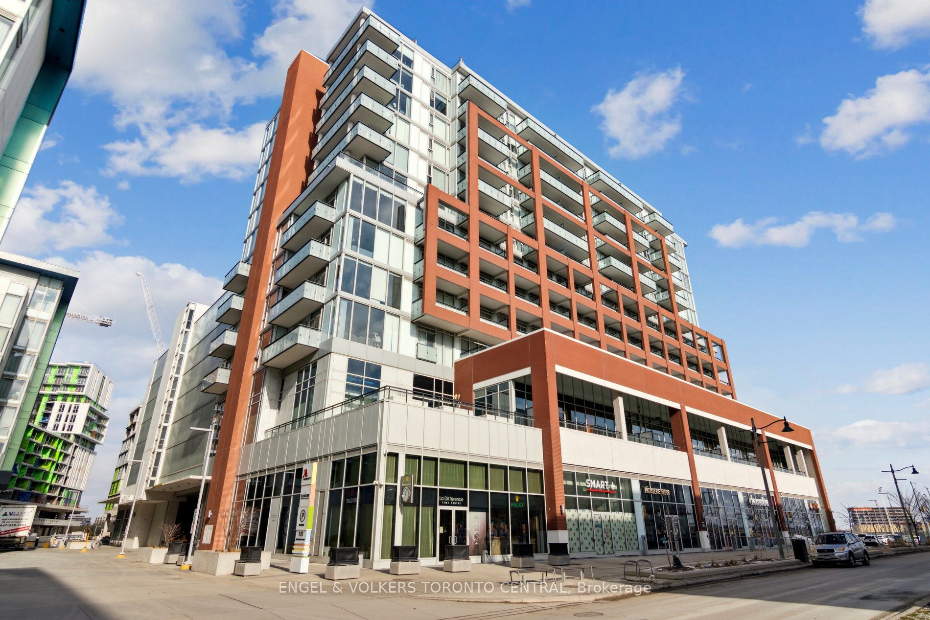 Luxury Downtown Markham 1 Bedroom Suite