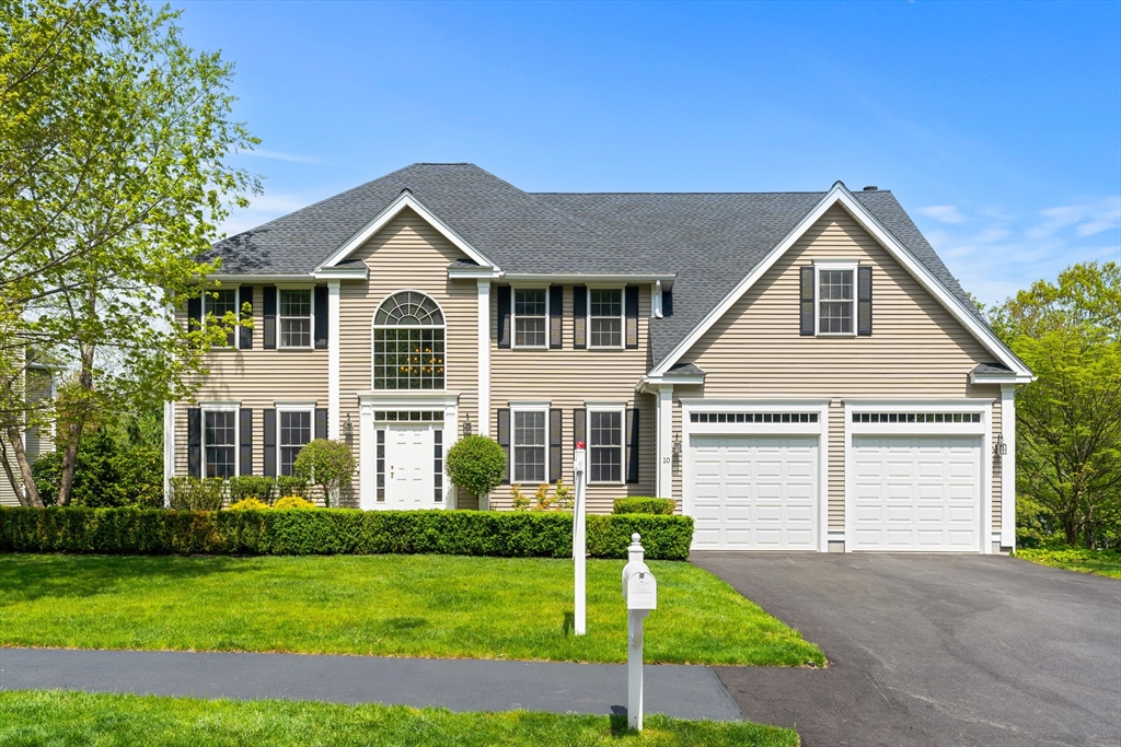 Modern Living Meet Classic Style