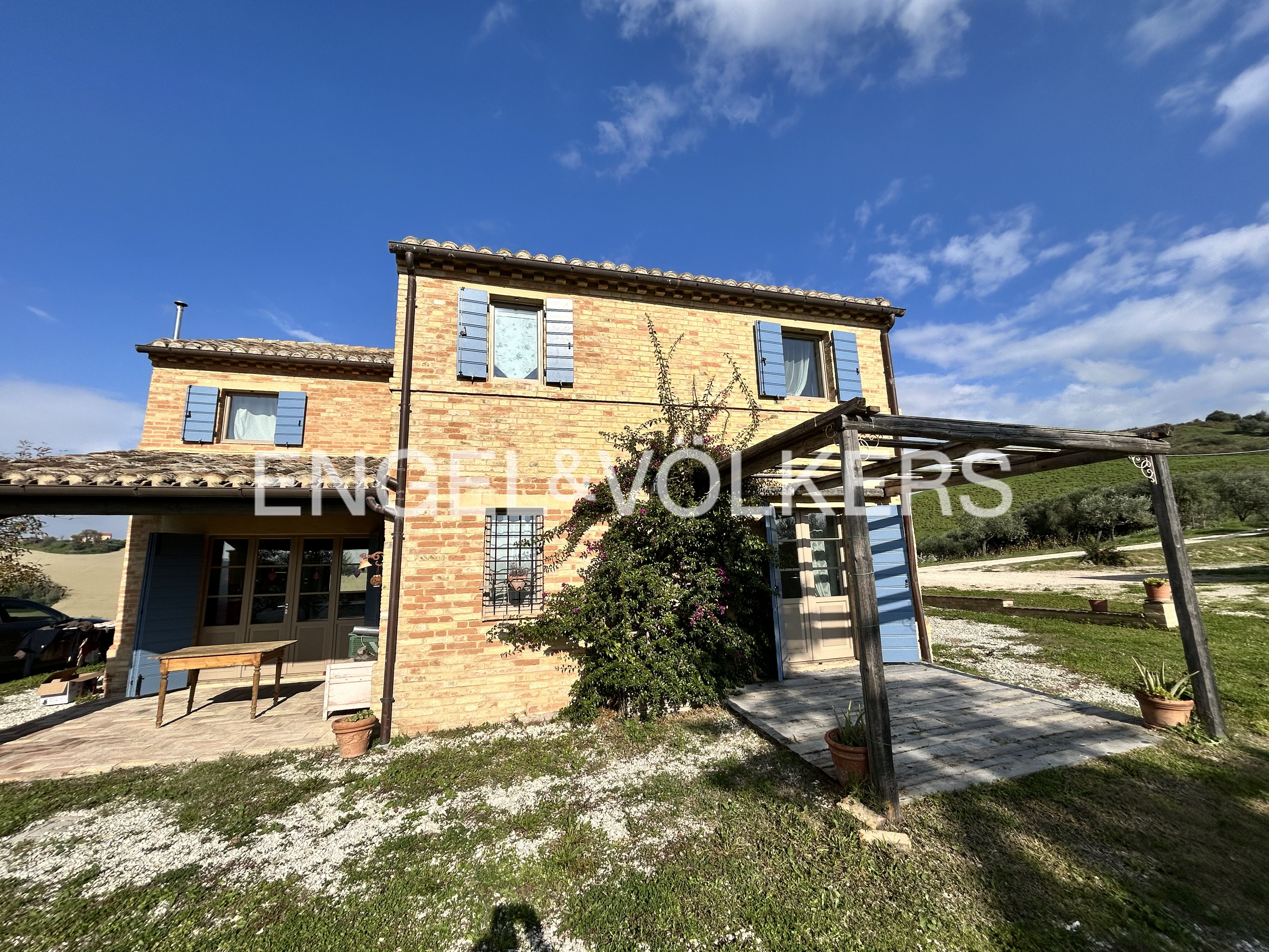 Renovated Country House with Panoramic View, Vineyard, and Olive Grove