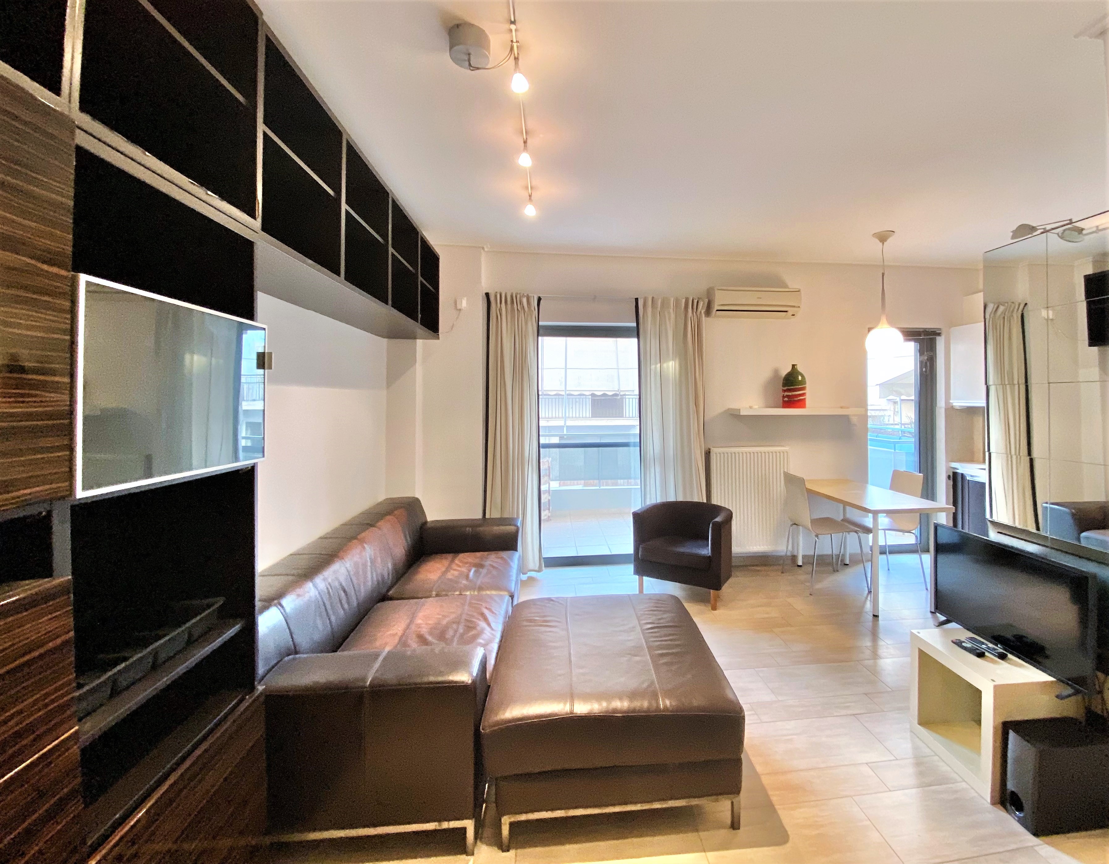 Excellent furnished apartment with parking near a metro station