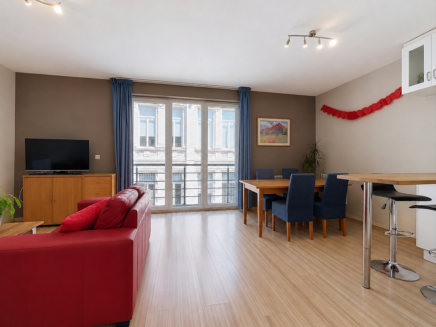 Bright apartment between Avenue Louise and Sablon