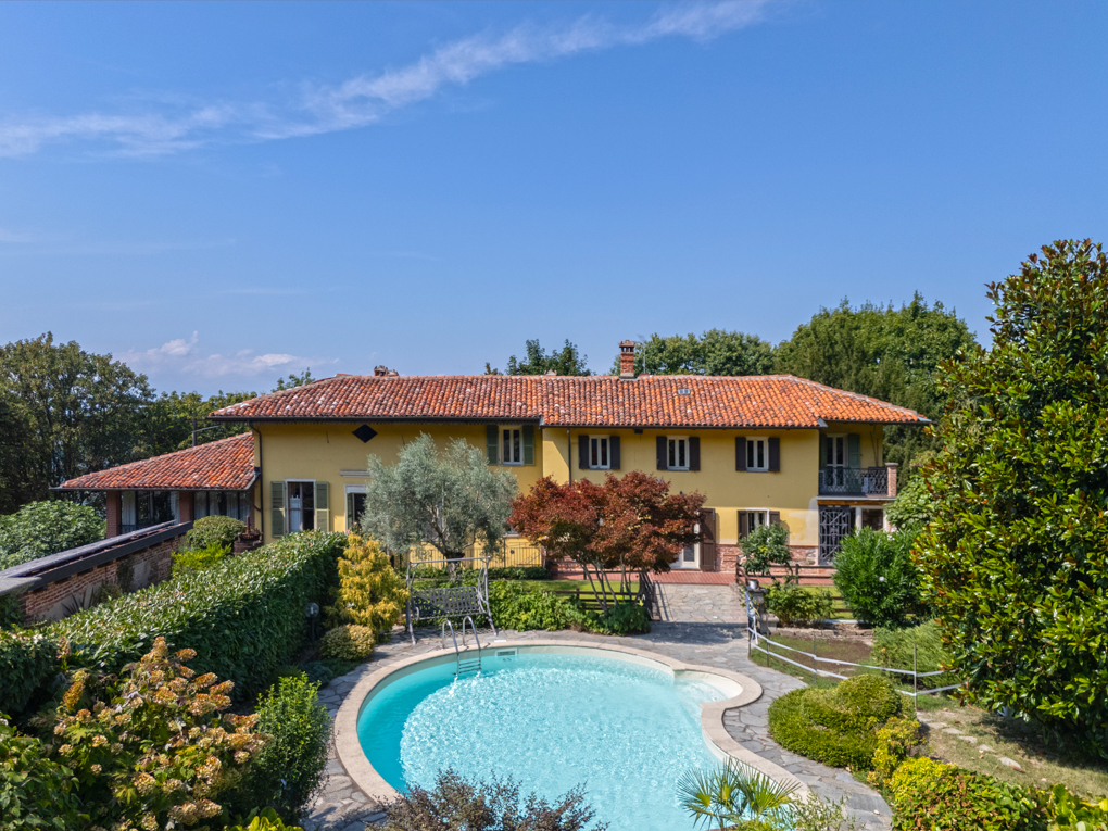 Historic retreat between nature and tradition