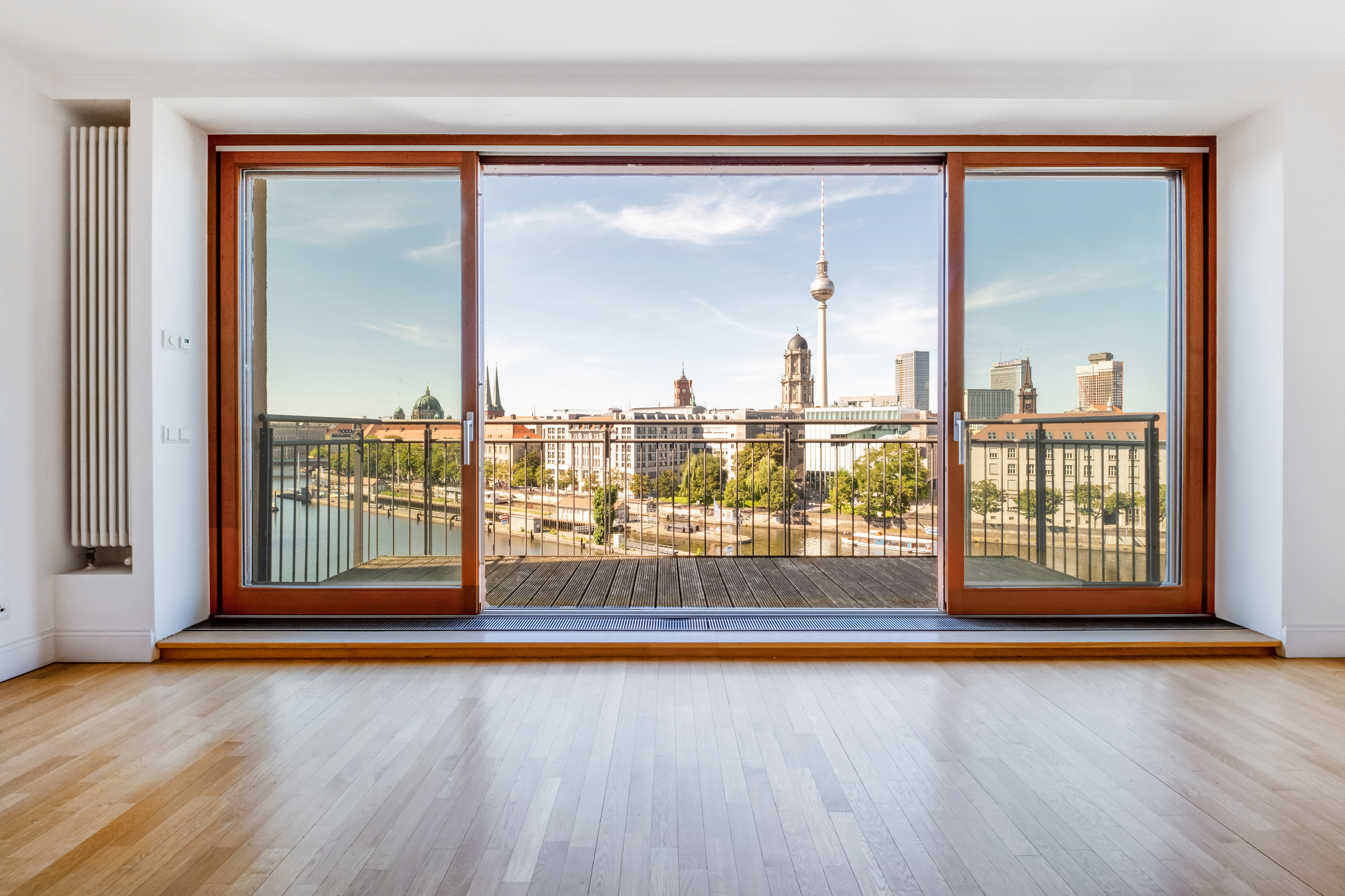 Spectacular views of the Spree and Berlin’s skyline